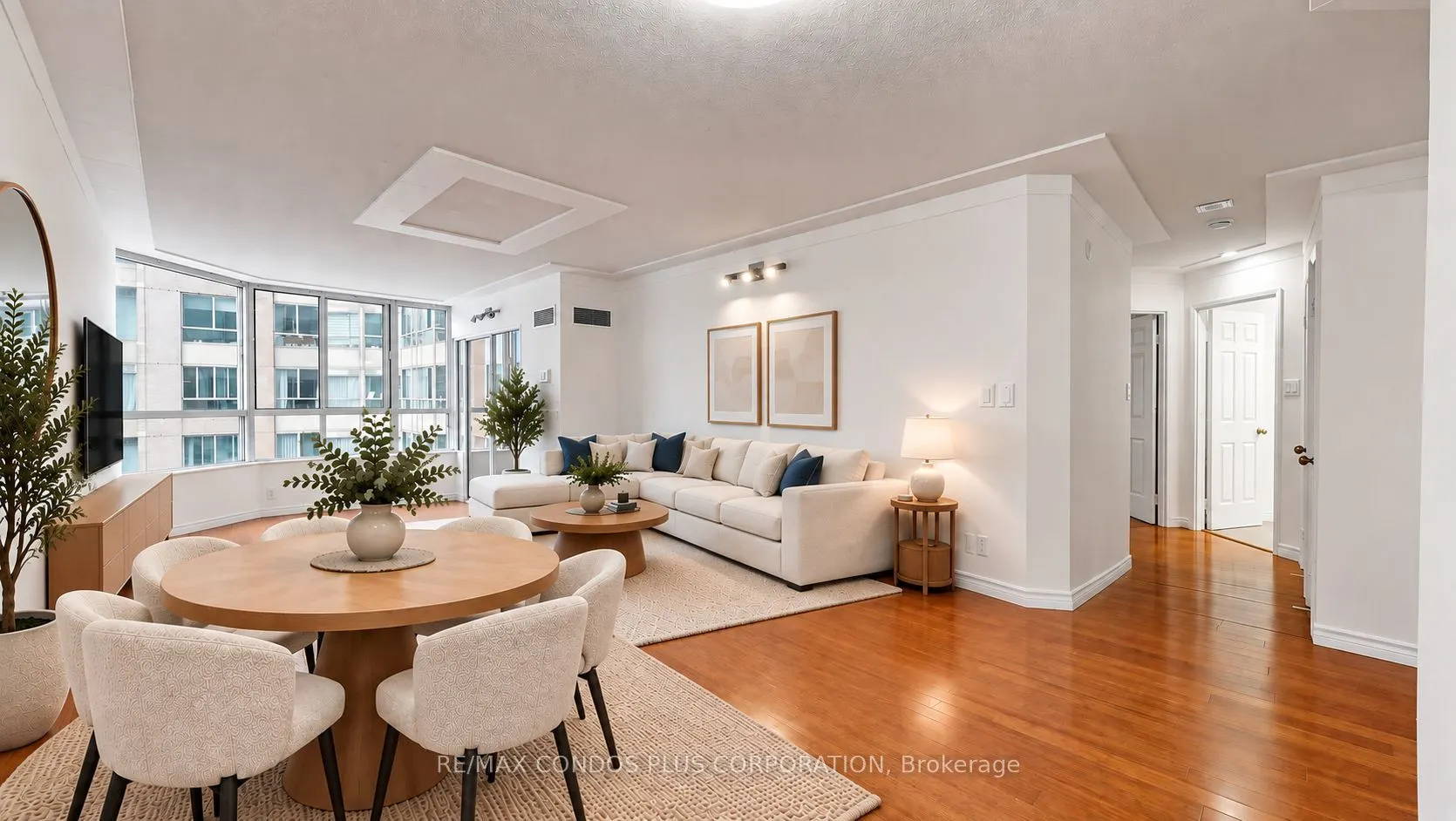 717 Bay Street #702