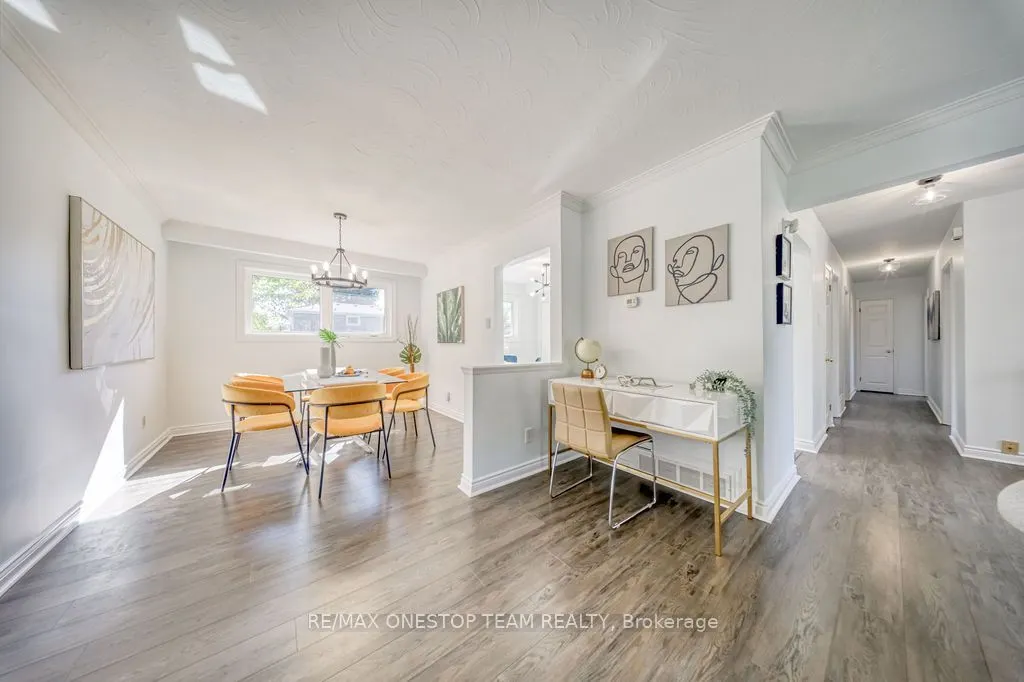 73 Houston Crescent