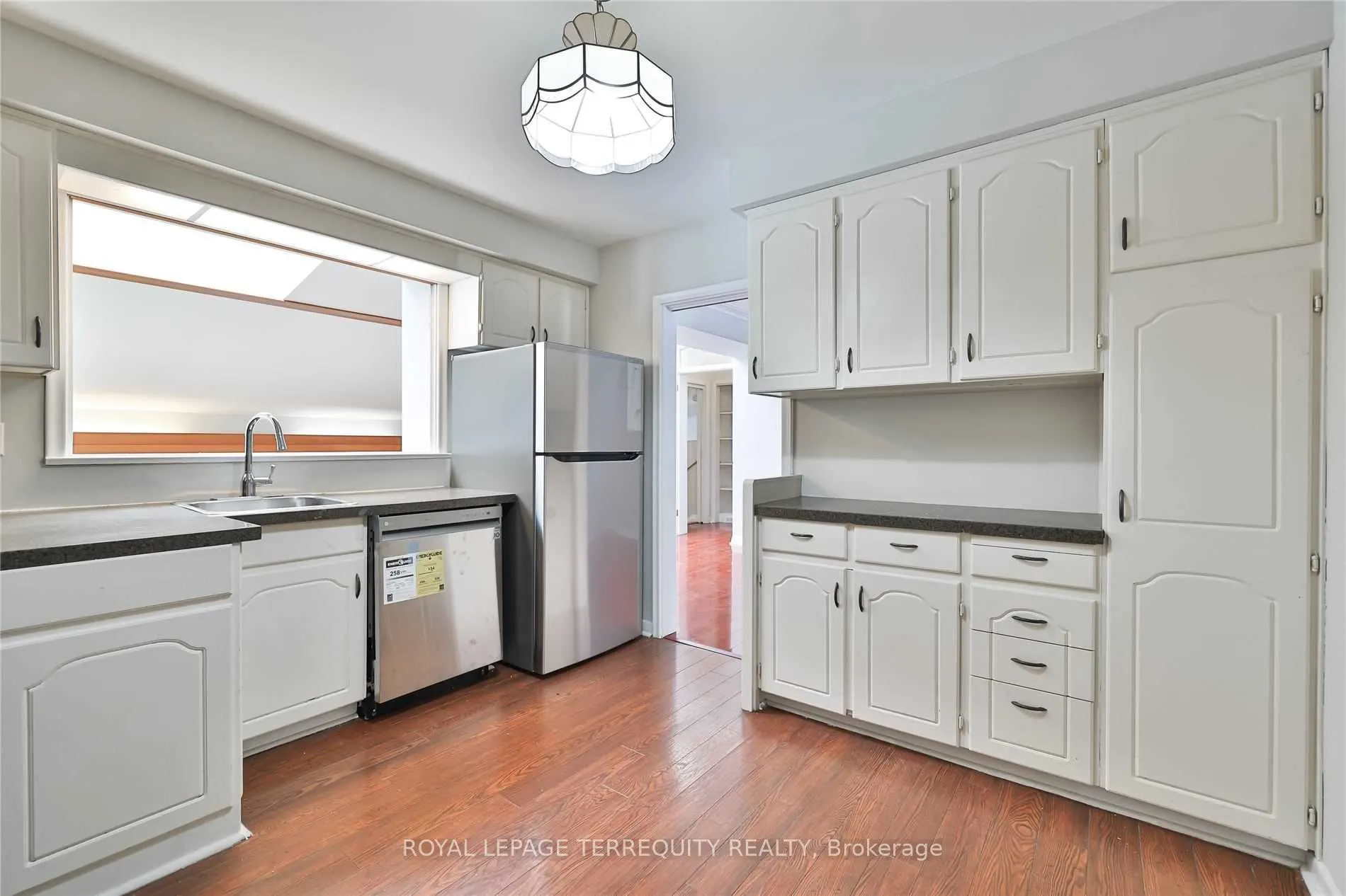 11 Leacroft Crescent