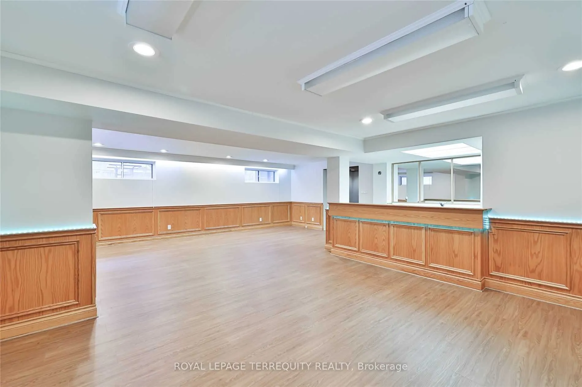 11 Leacroft Crescent
