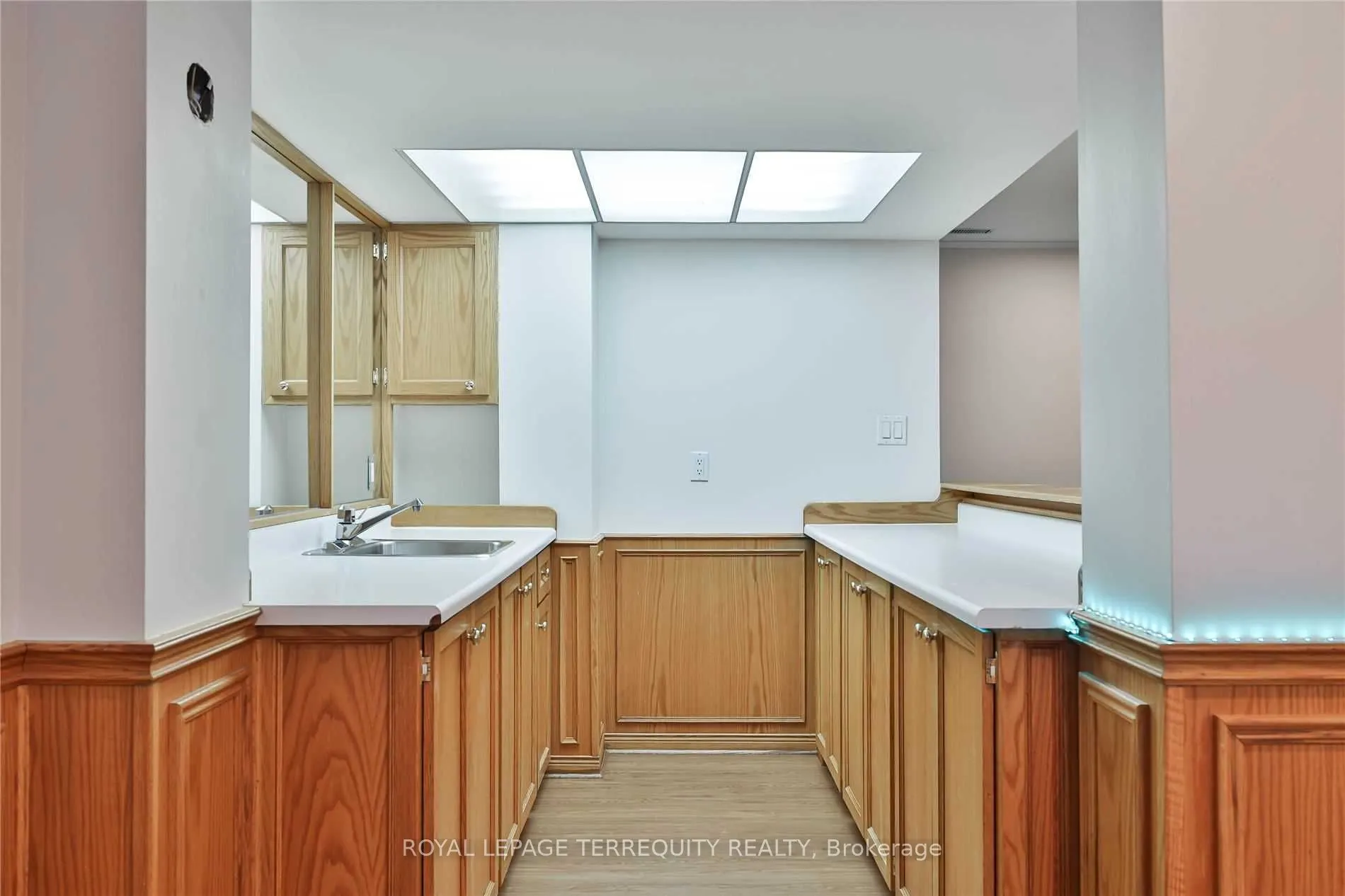 11 Leacroft Crescent