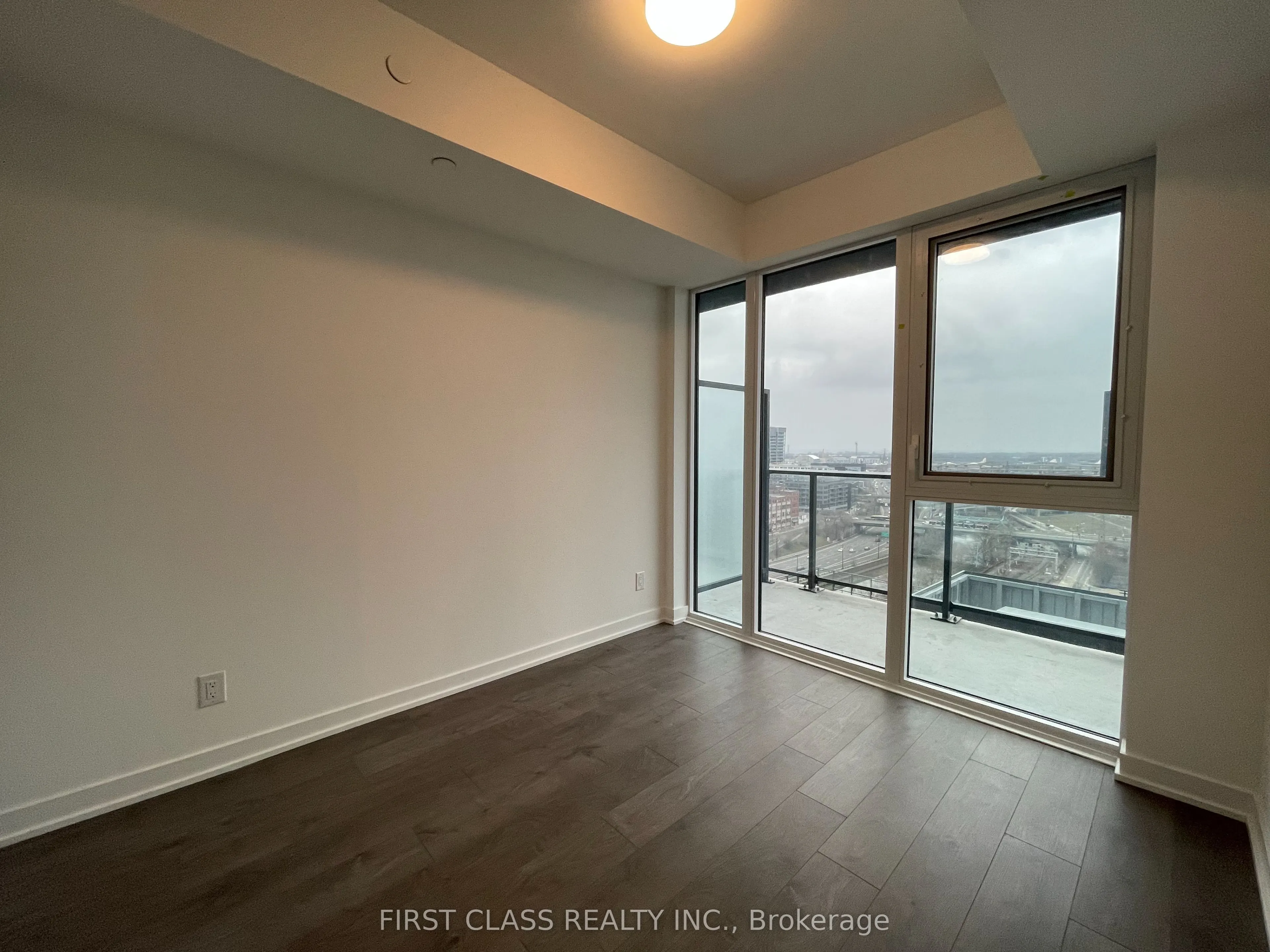 5 Defries Street #1503