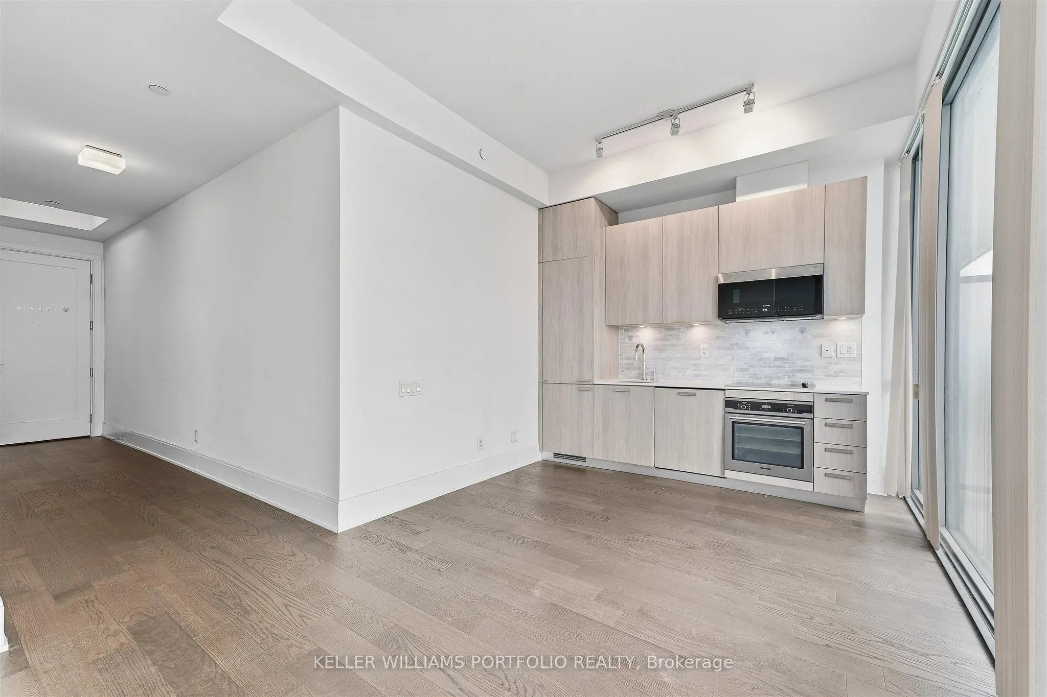 50 Charles Street E #5305