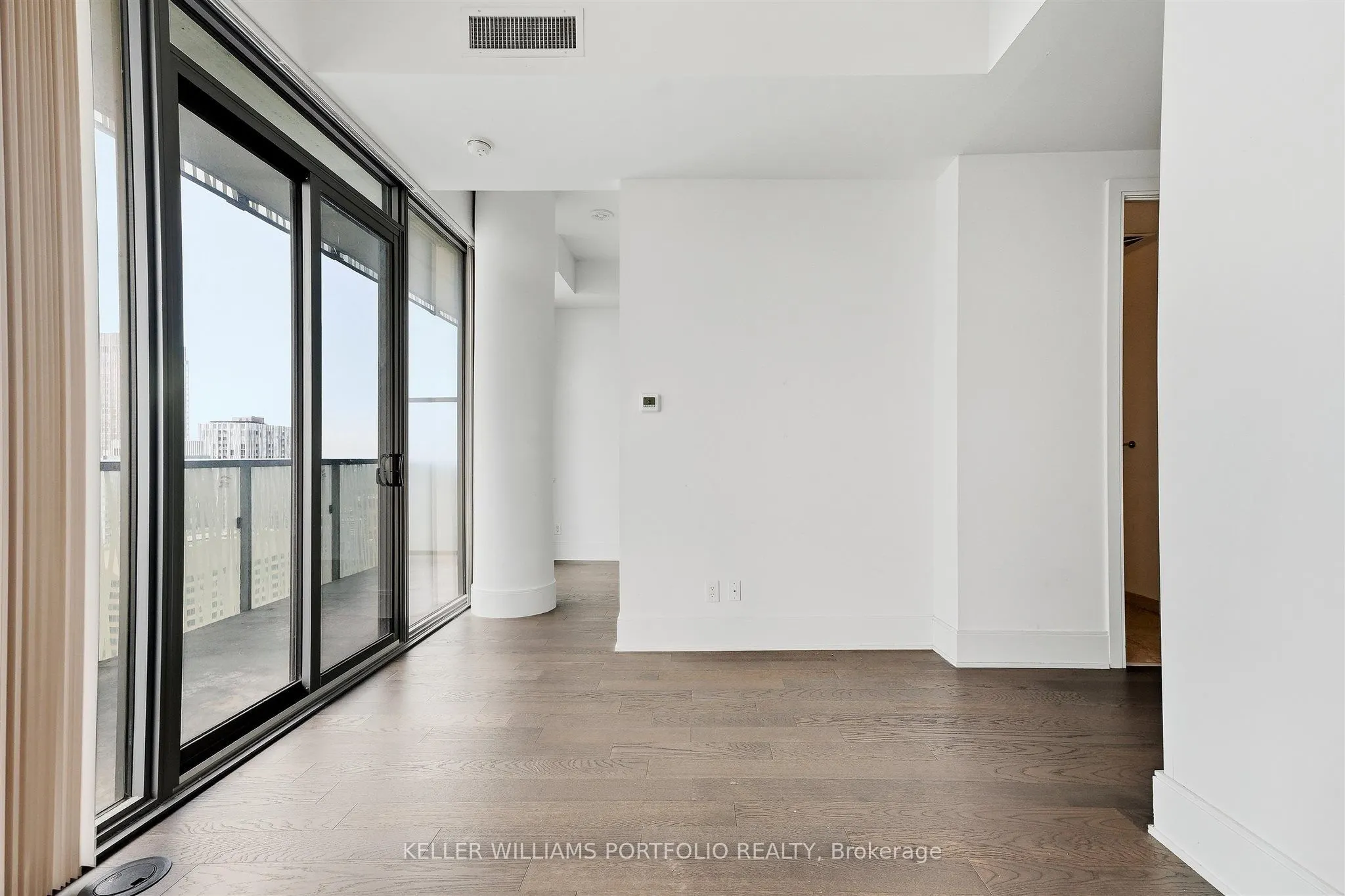 50 Charles Street E #5305