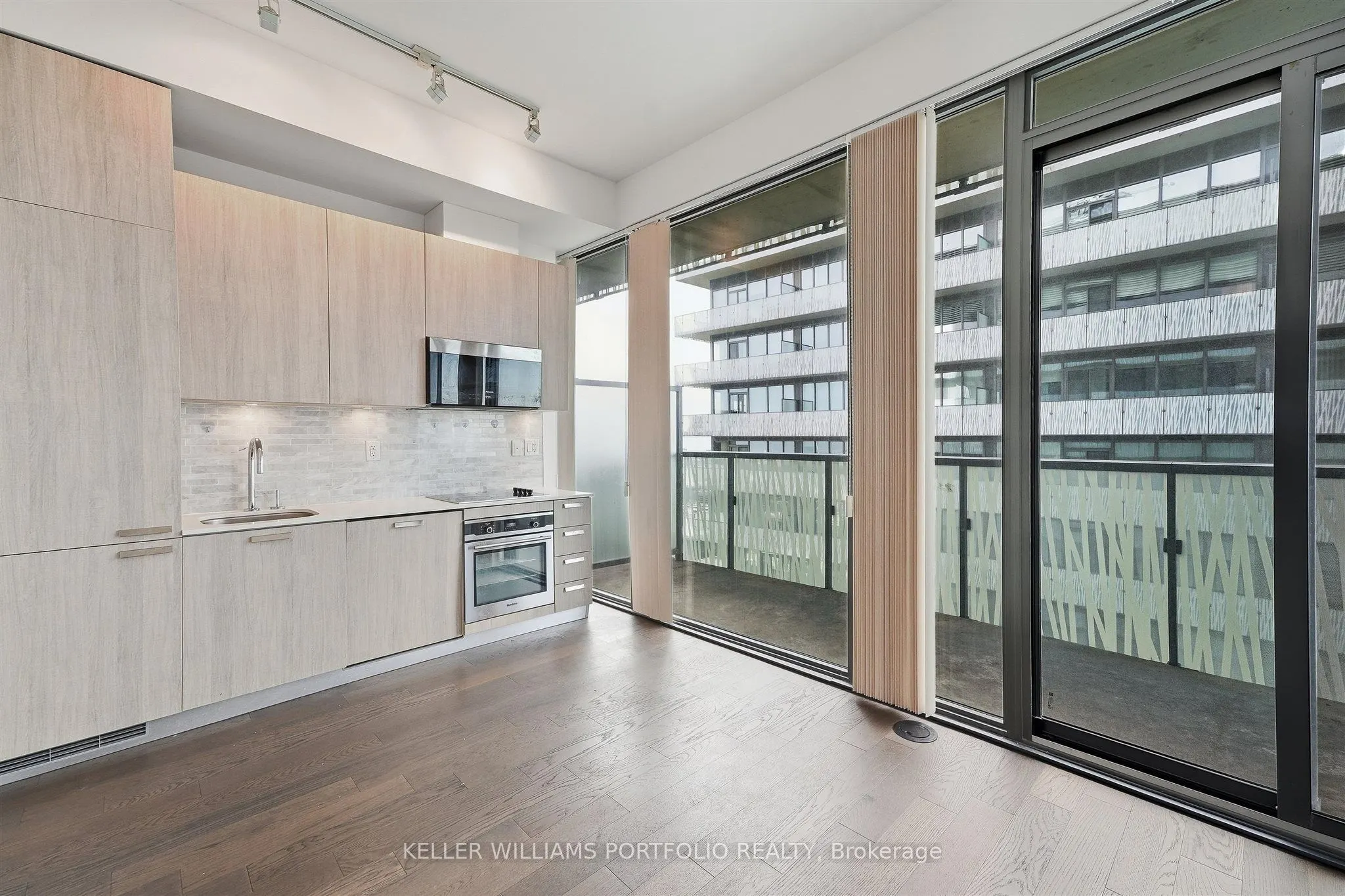 50 Charles Street E #5305