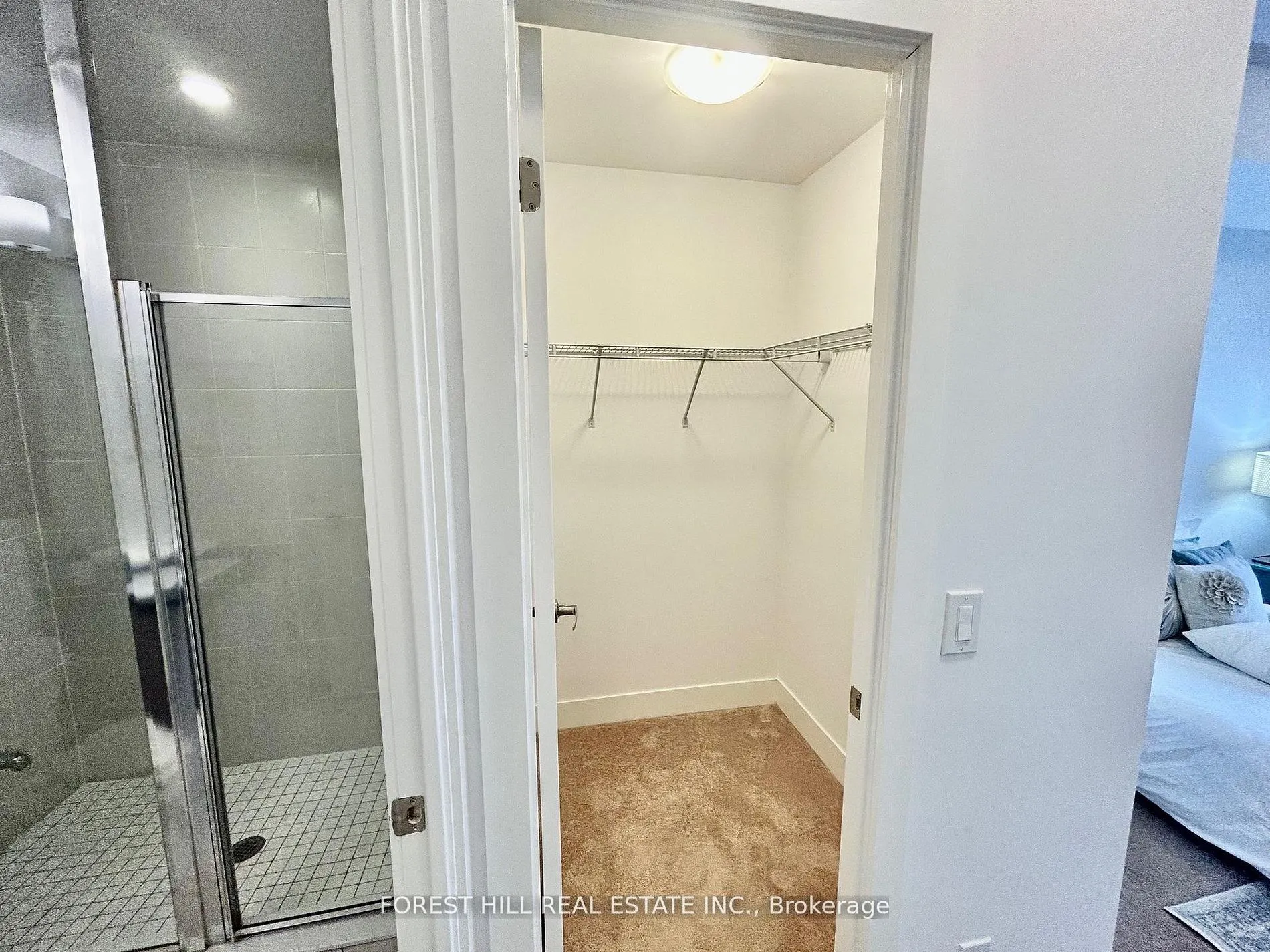 7 Kenaston Garden #716
