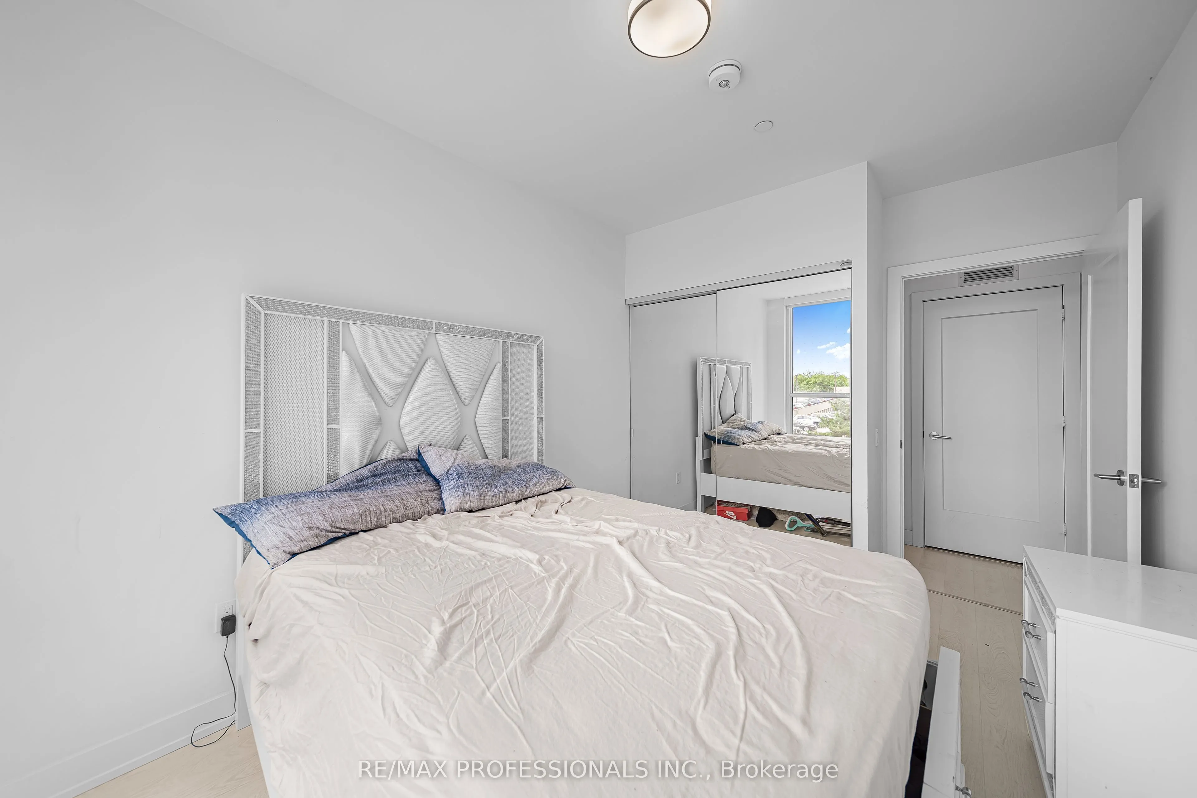 30 Inn The Park Drive #407