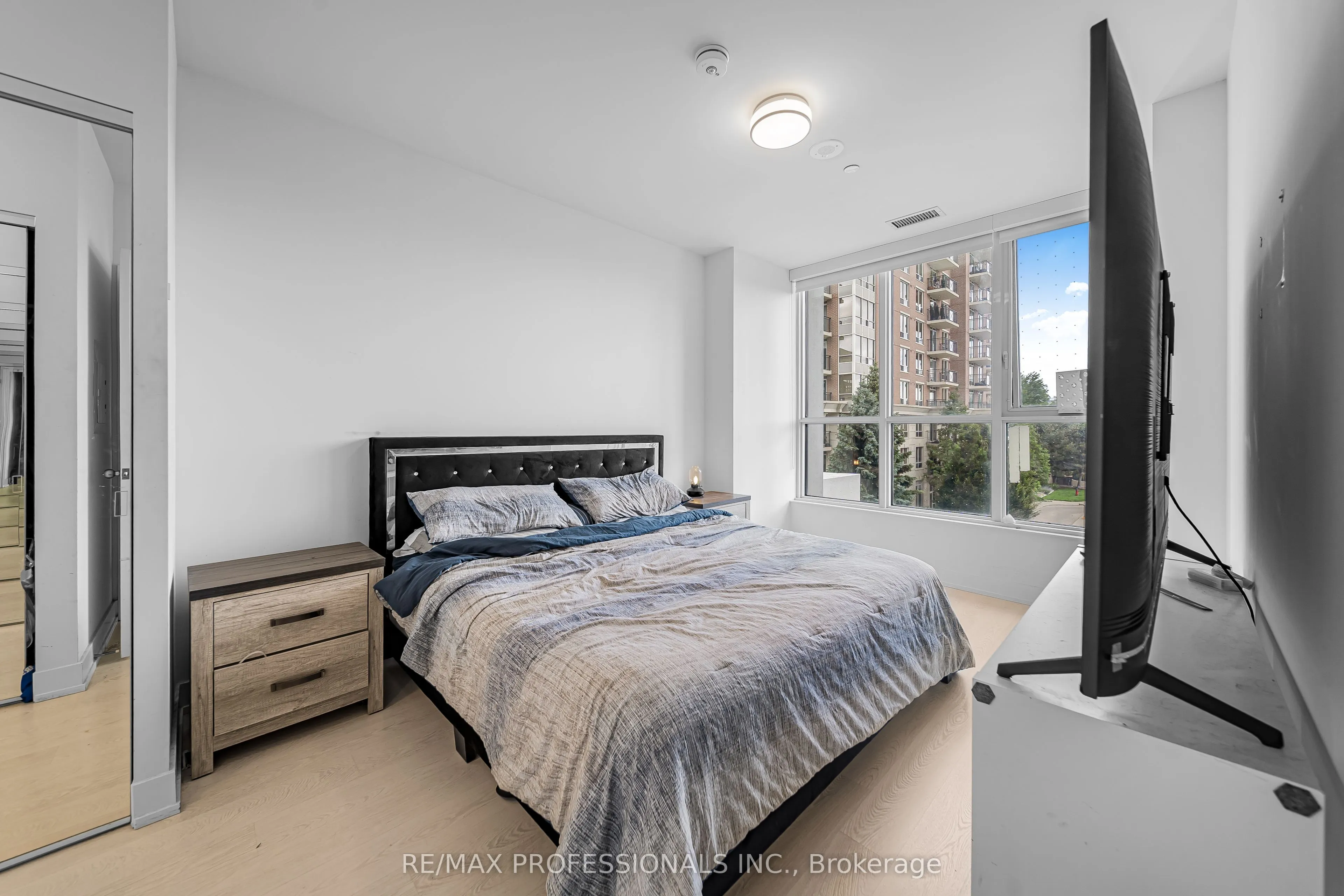 30 Inn The Park Drive #407