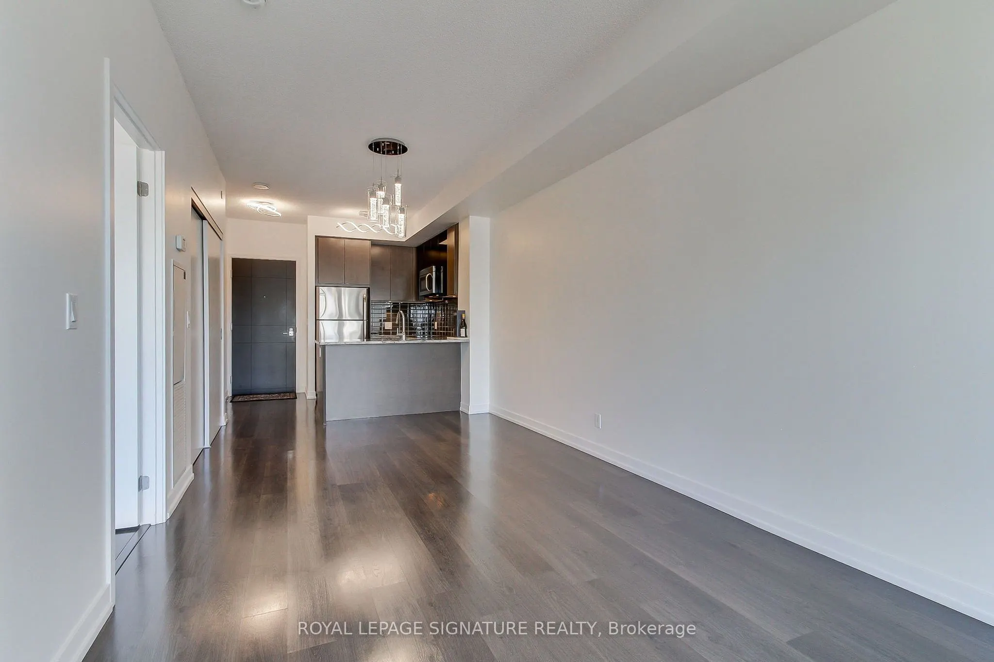 98 Lillian Street #1913