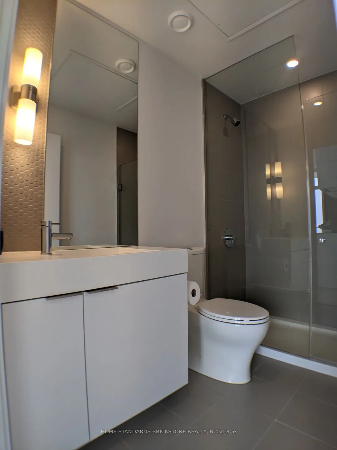 33 Helendale Avenue #2312