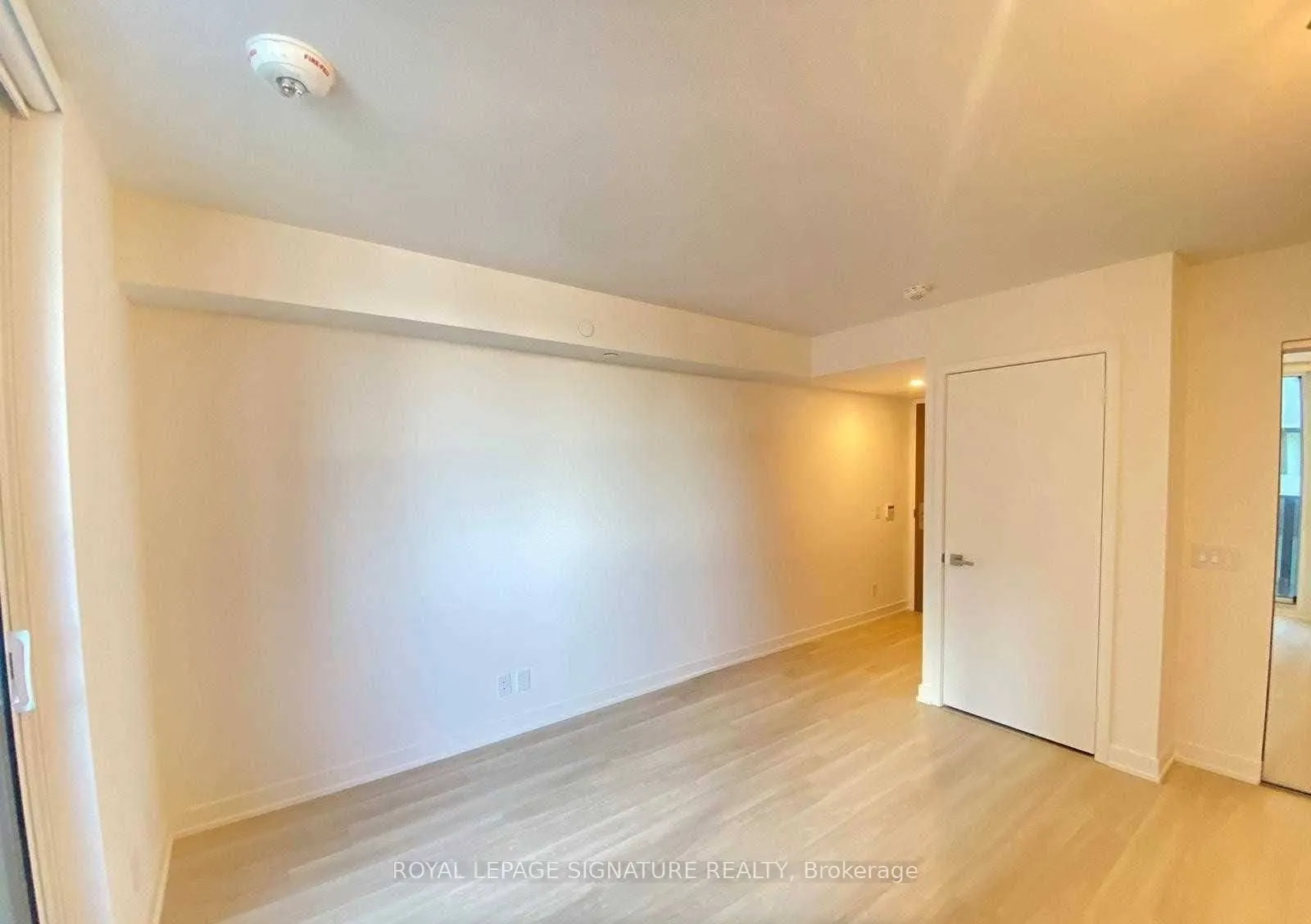 30 Tretti Way #204
