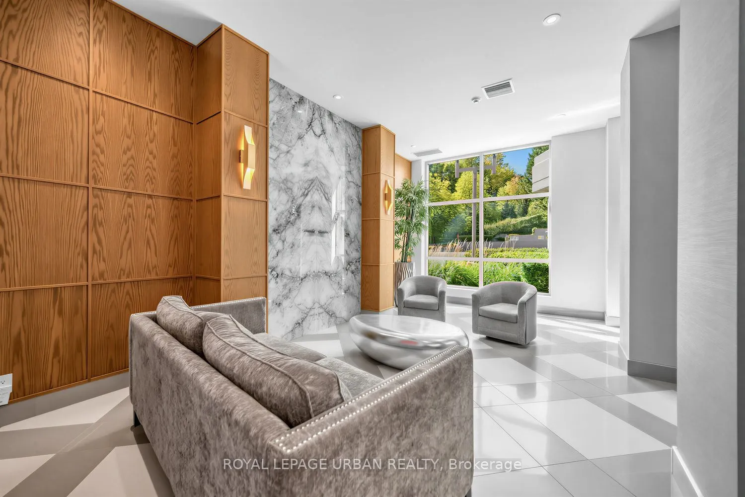 195 Wynford Drive #1106