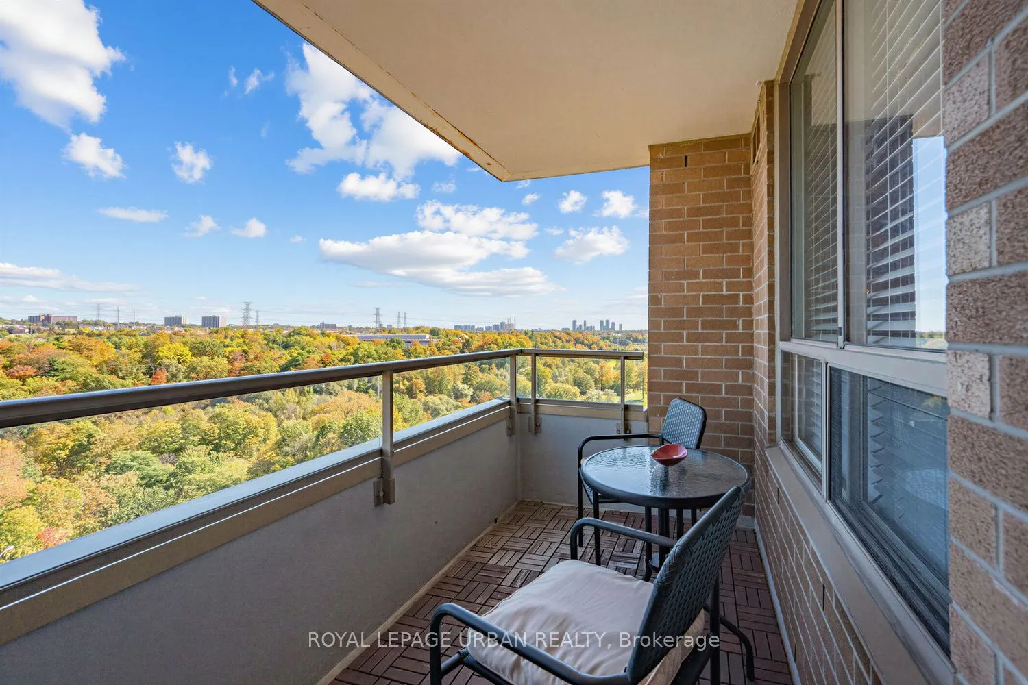 195 Wynford Drive #1106