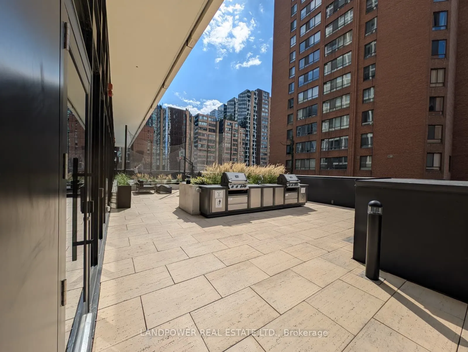 20 Edward Street #1918