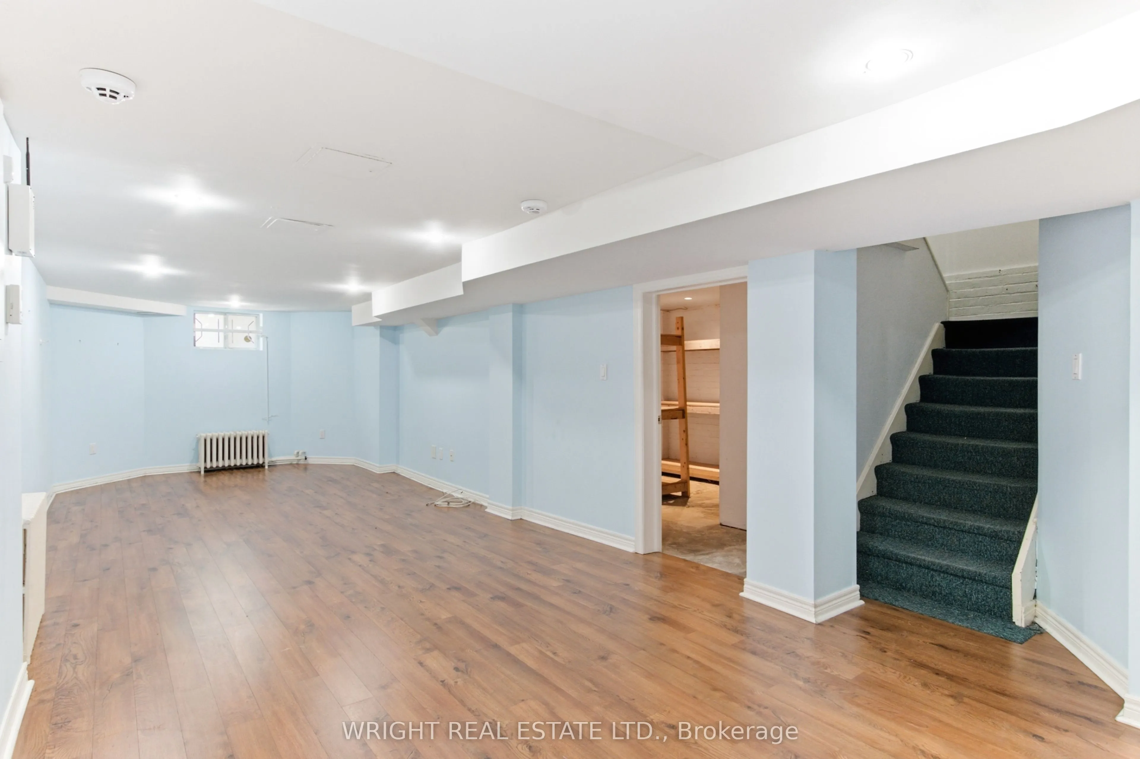 112 Albany Avenue
