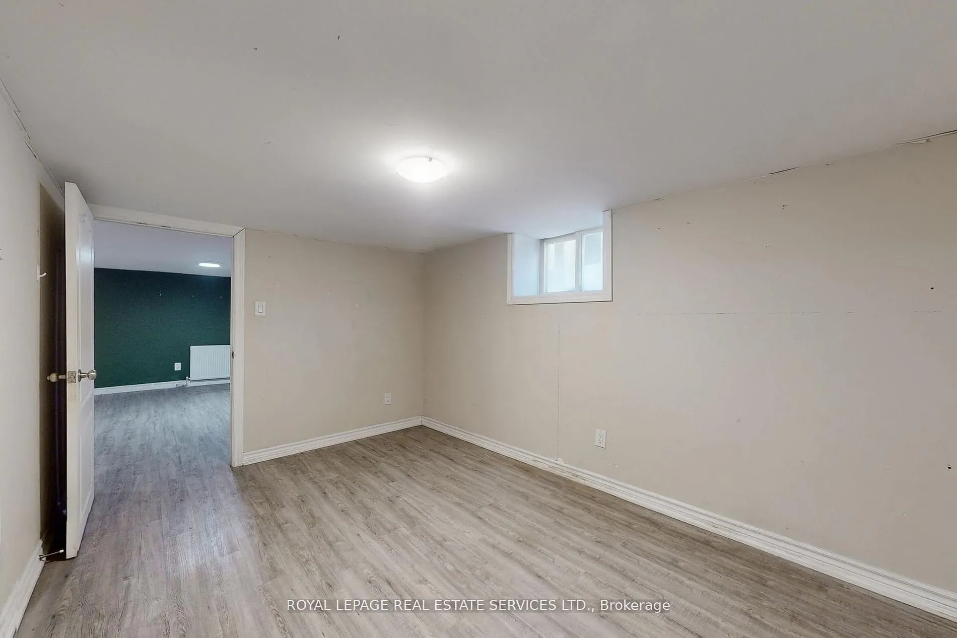 89 Oriole Parkway