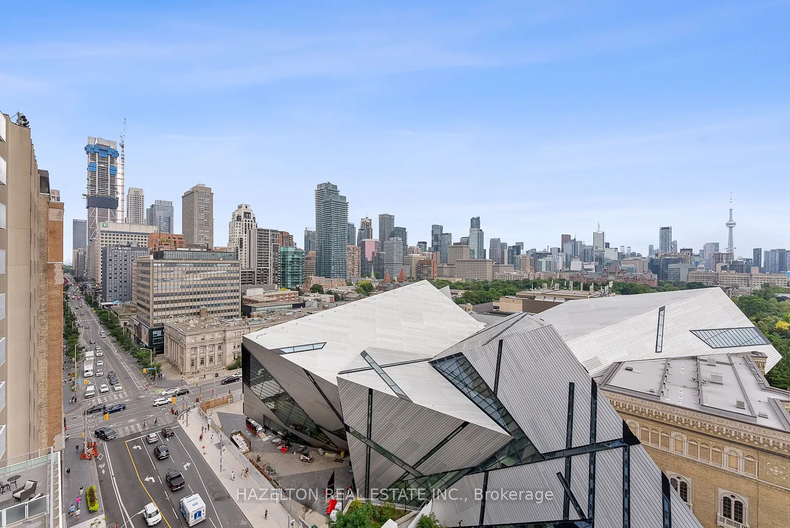 206 Bloor Street W #1402