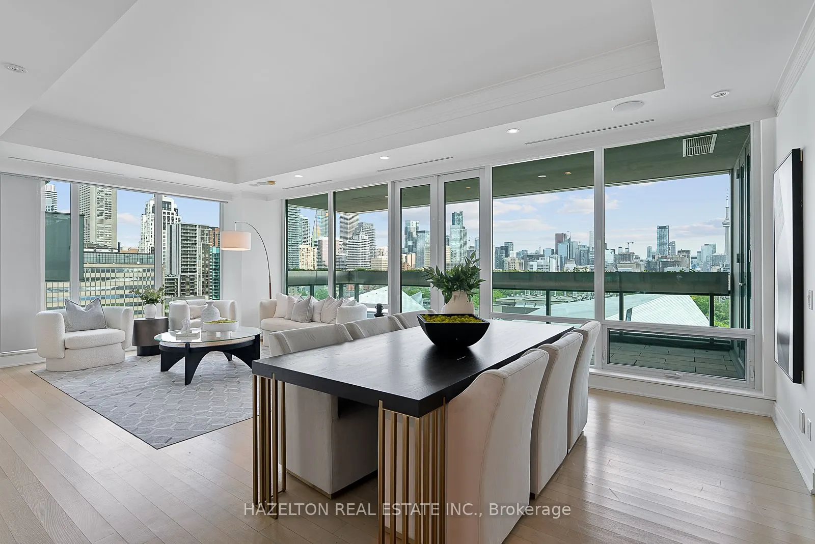 206 Bloor Street W #1402