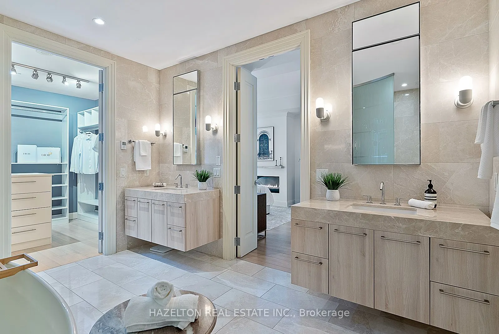 206 Bloor Street W #1402