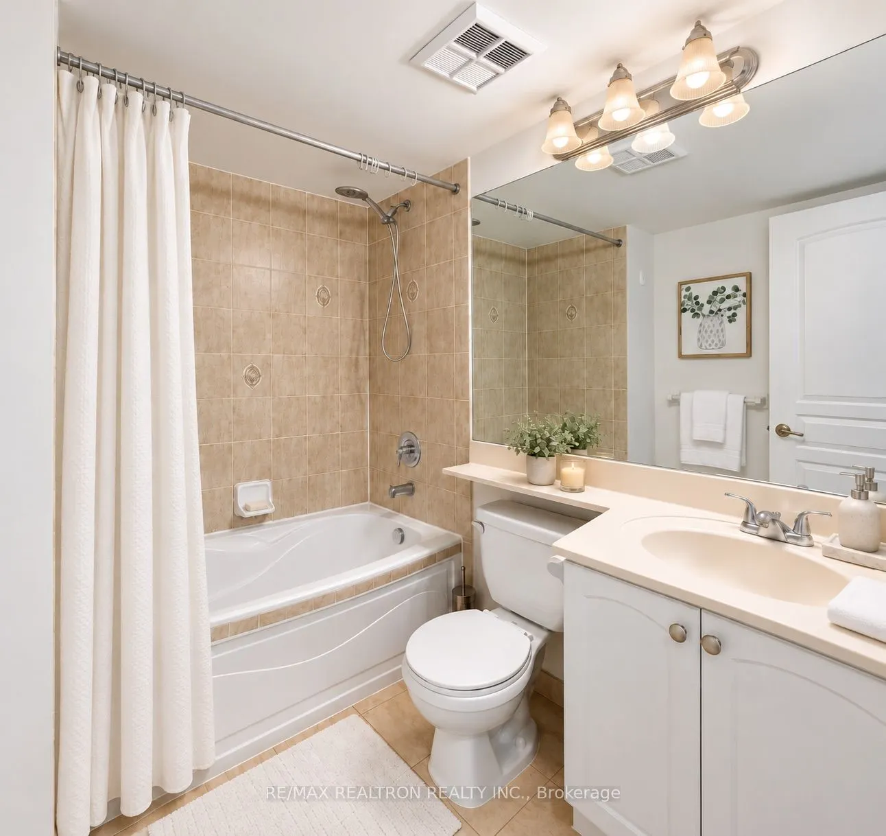 15 Northtown Way #2316