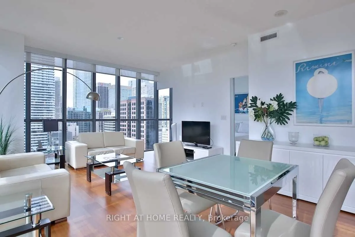 110 Charles Street E #1903