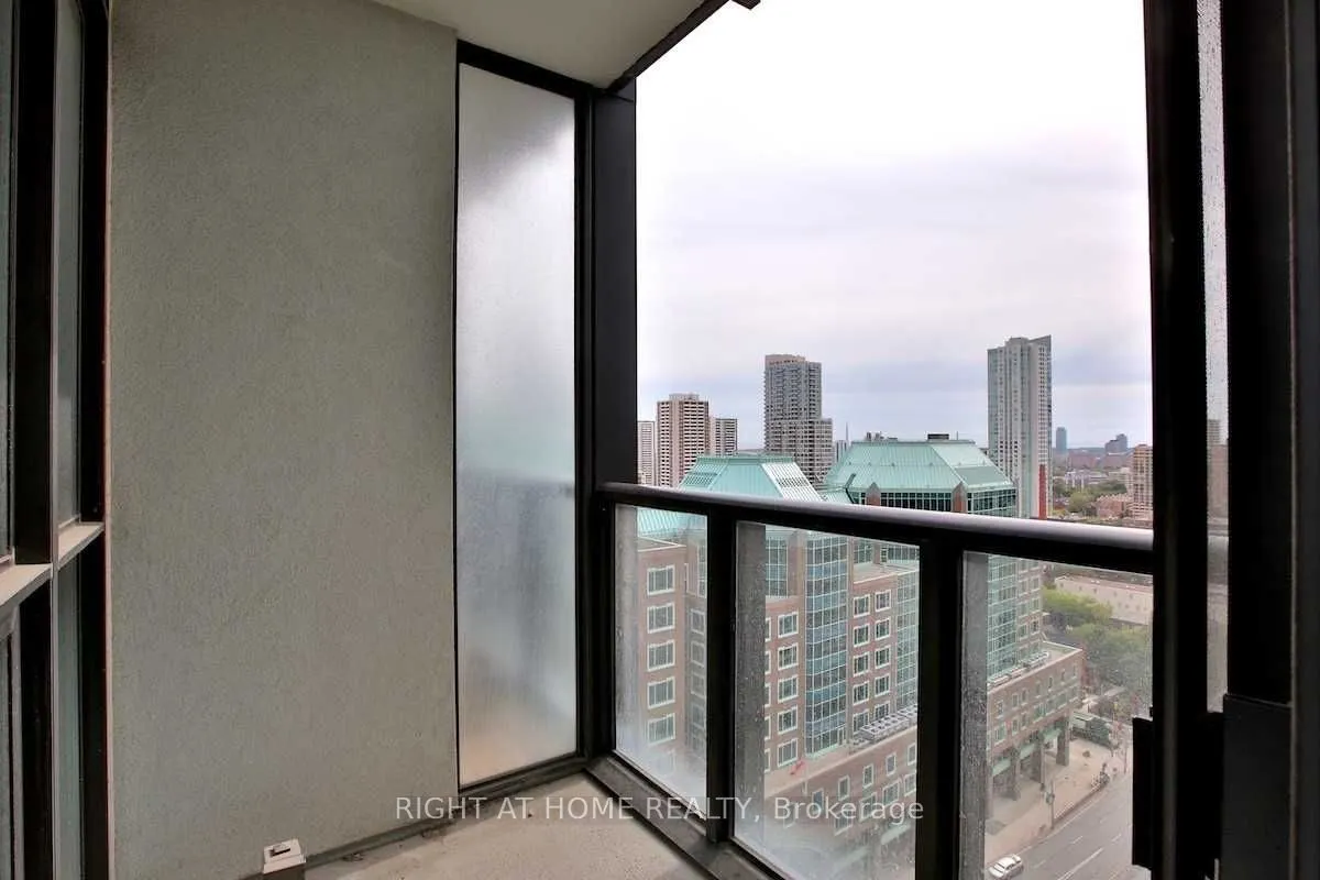 110 Charles Street E #1903