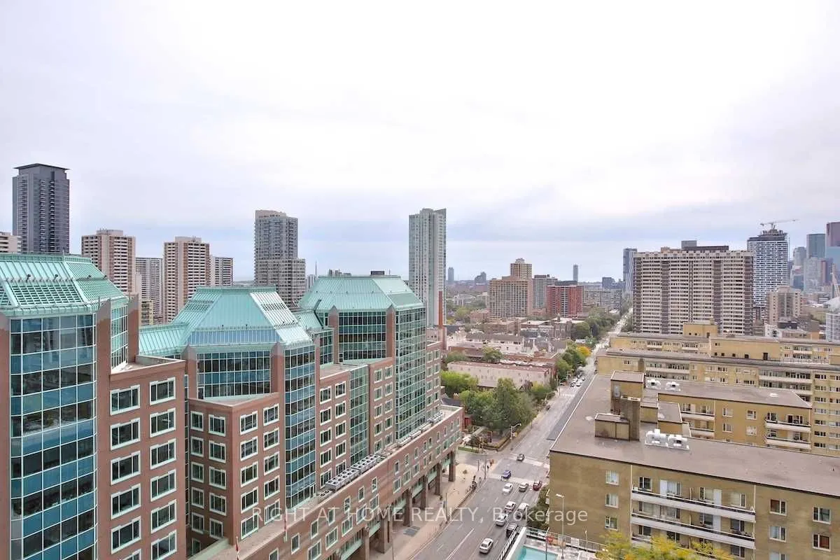110 Charles Street E #1903