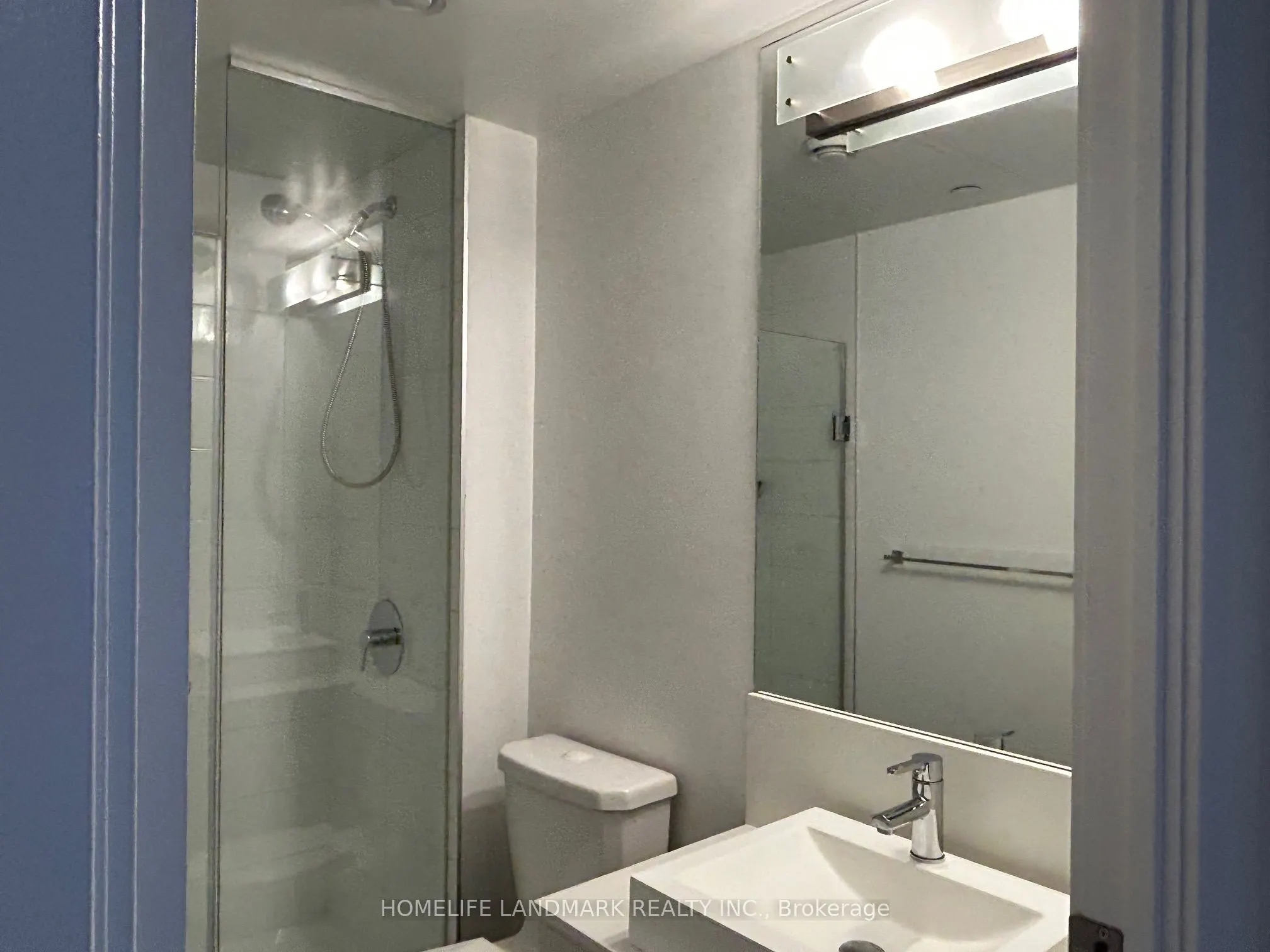 68 Shuter Street #2210