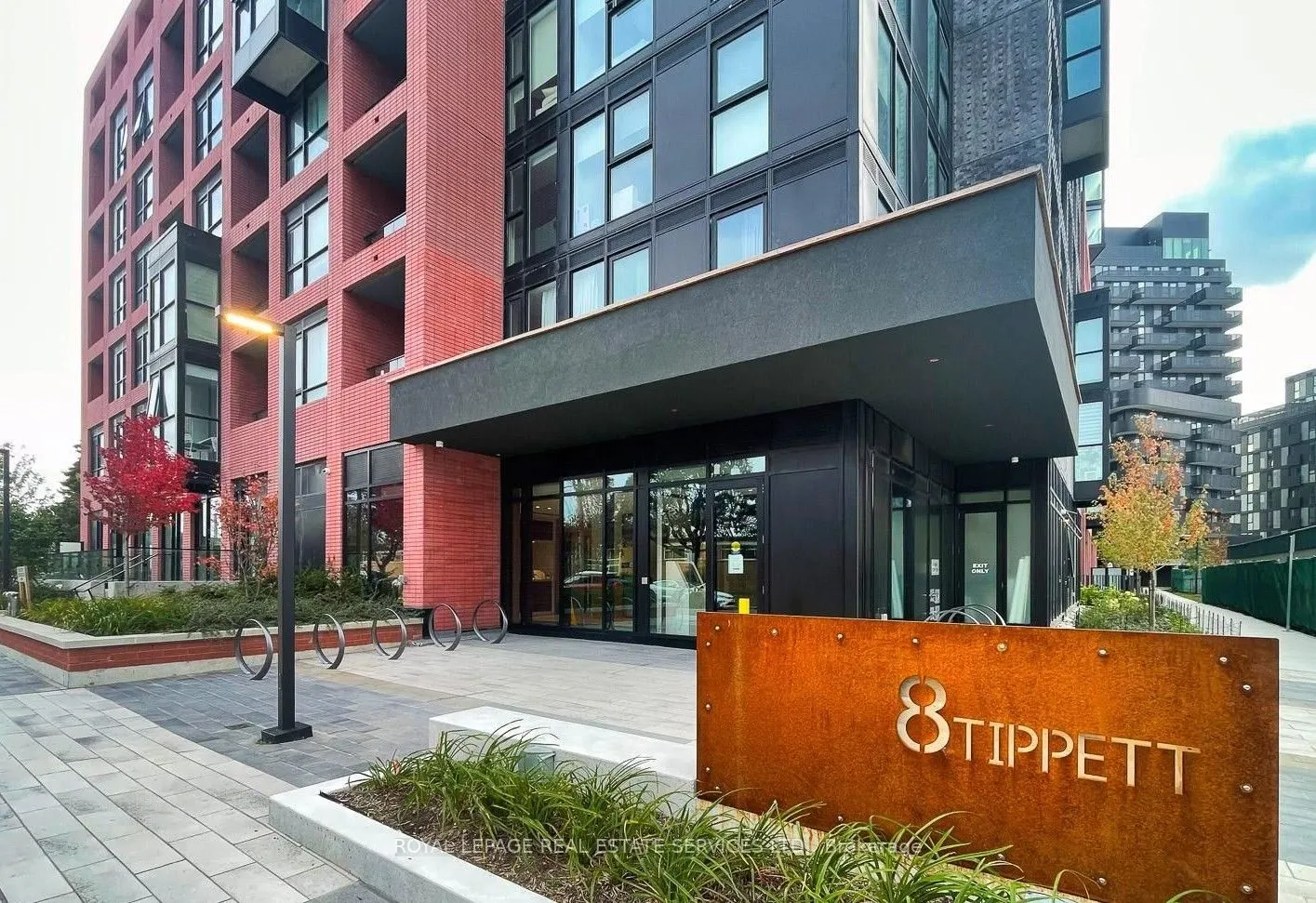 8 Tippett Road #717