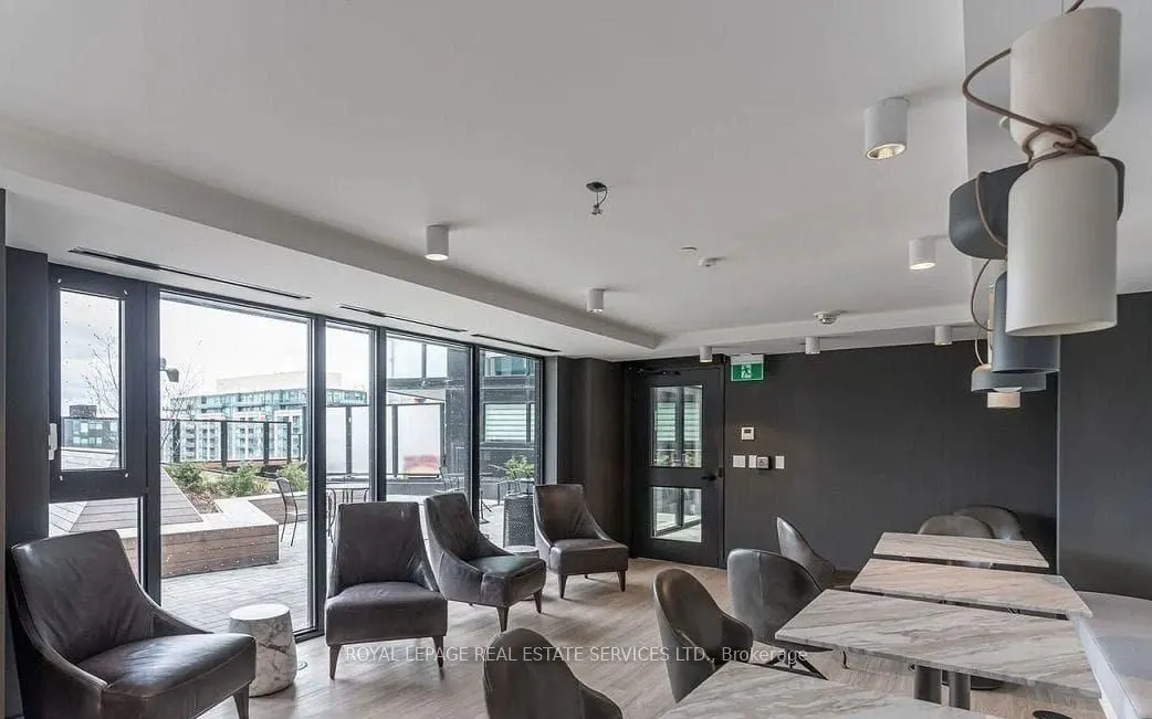 8 Tippett Road #717