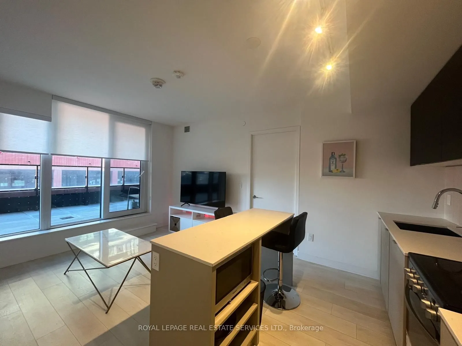 8 Tippett Road #717