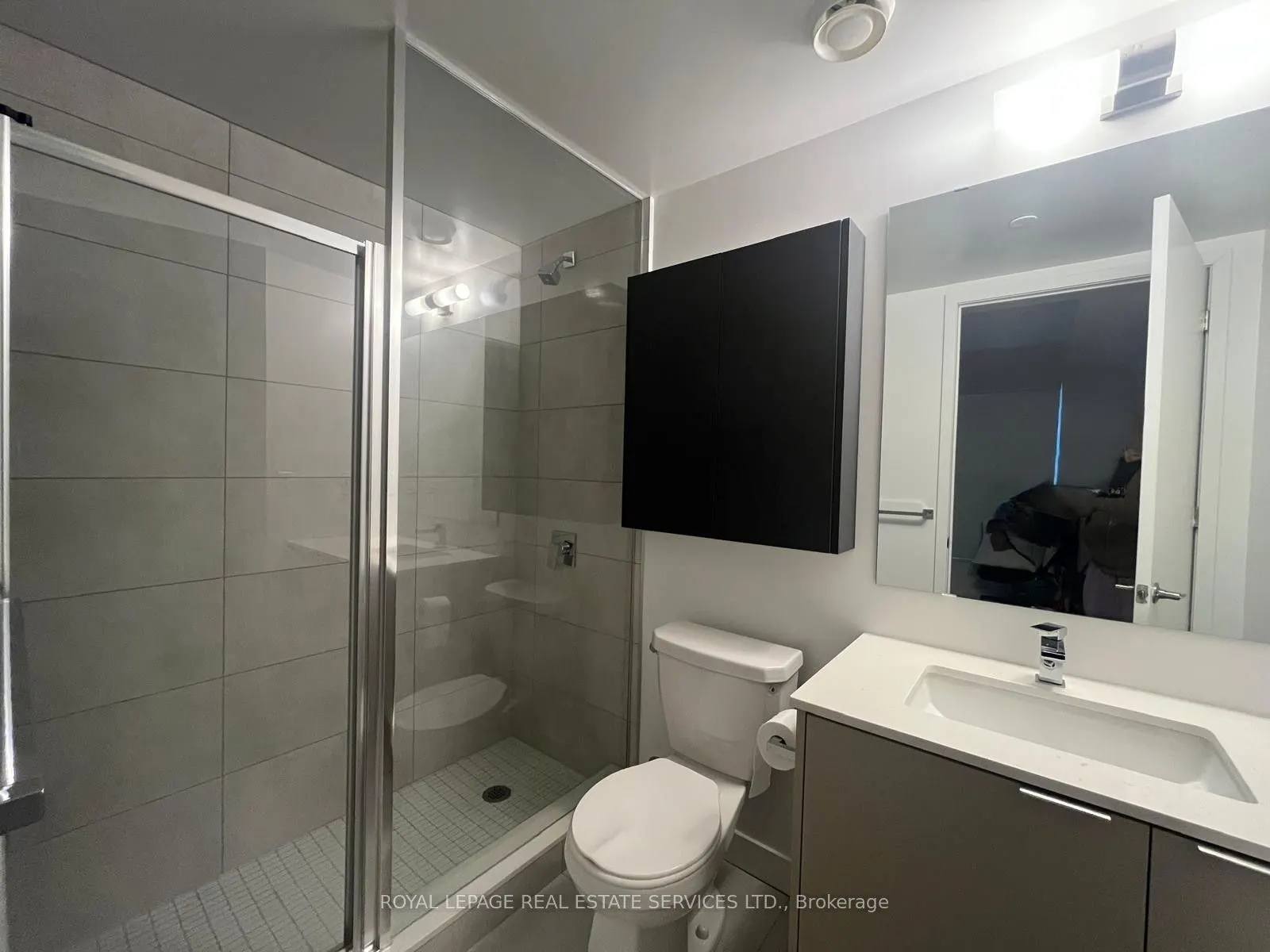 8 Tippett Road #717