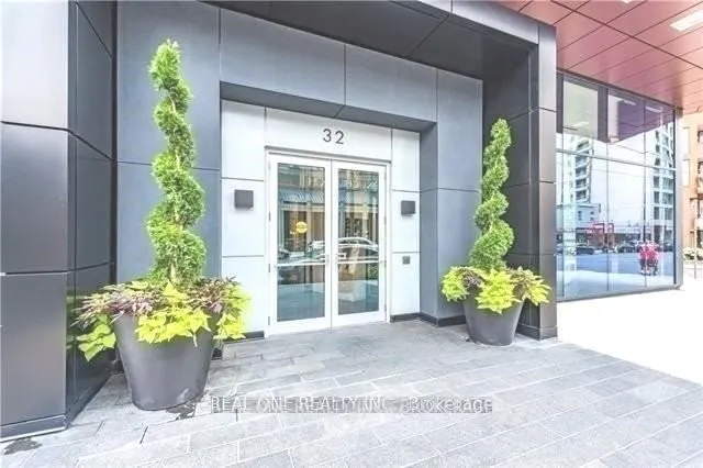 32 Davenport Road #1101