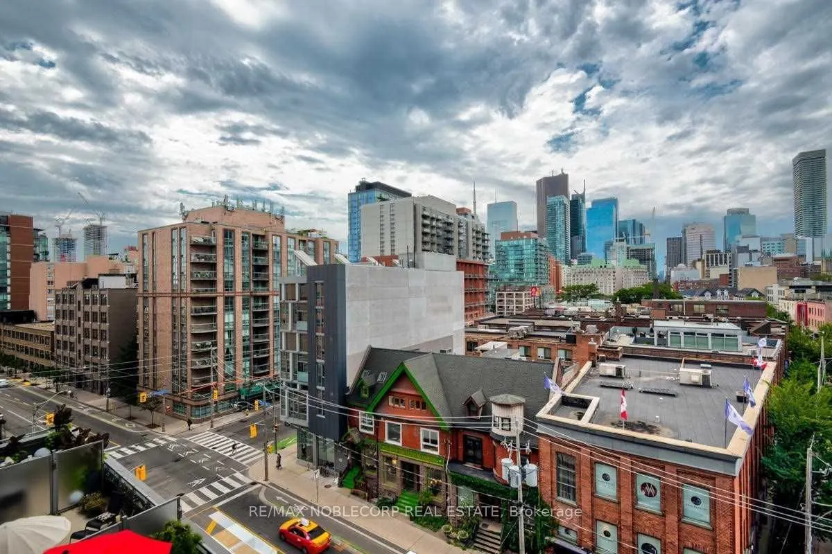 320 Richmond Street E #709