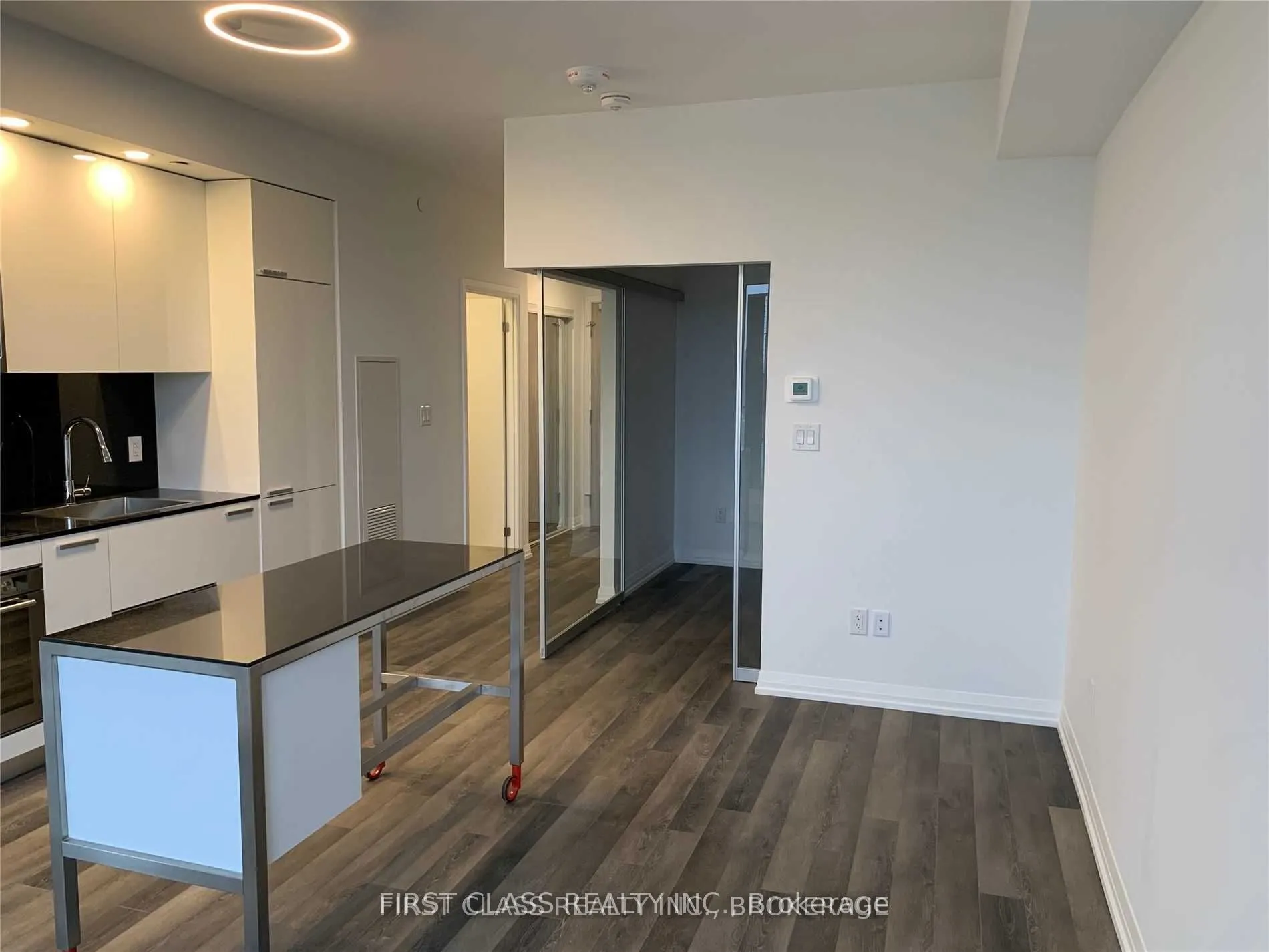 75 Canterbury Place #2715