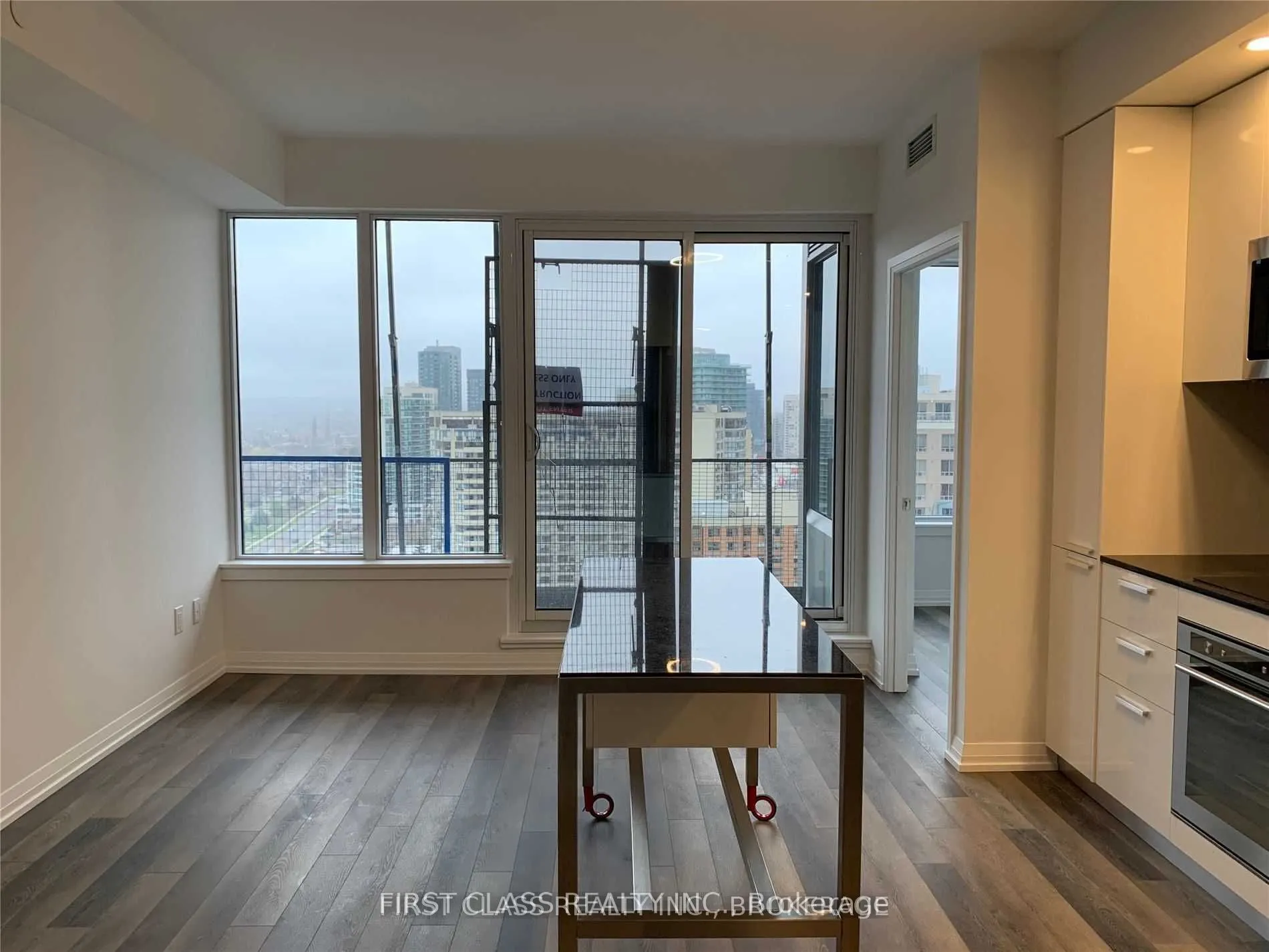 75 Canterbury Place #2715