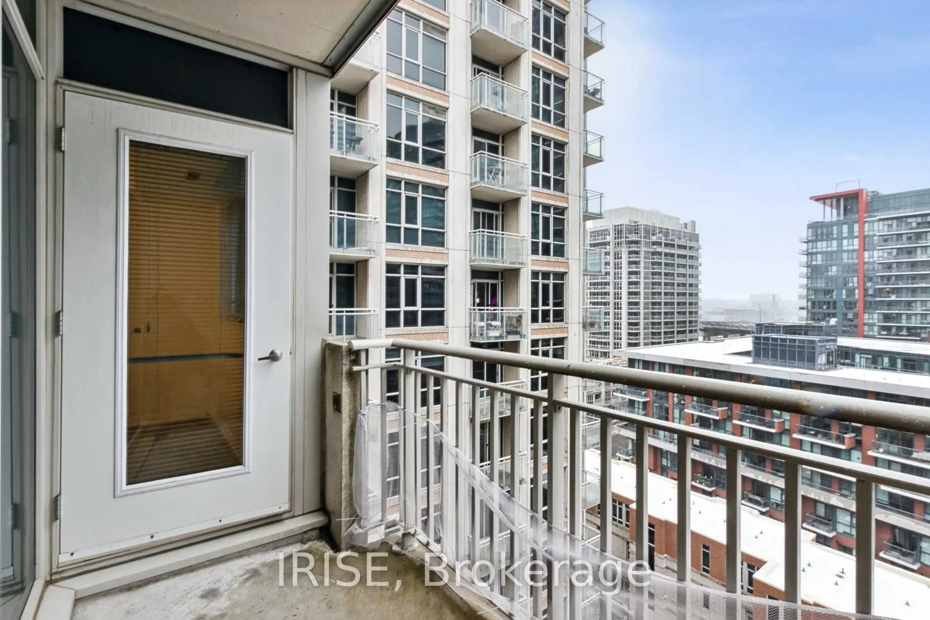 21 Grand Magazine Street #1010