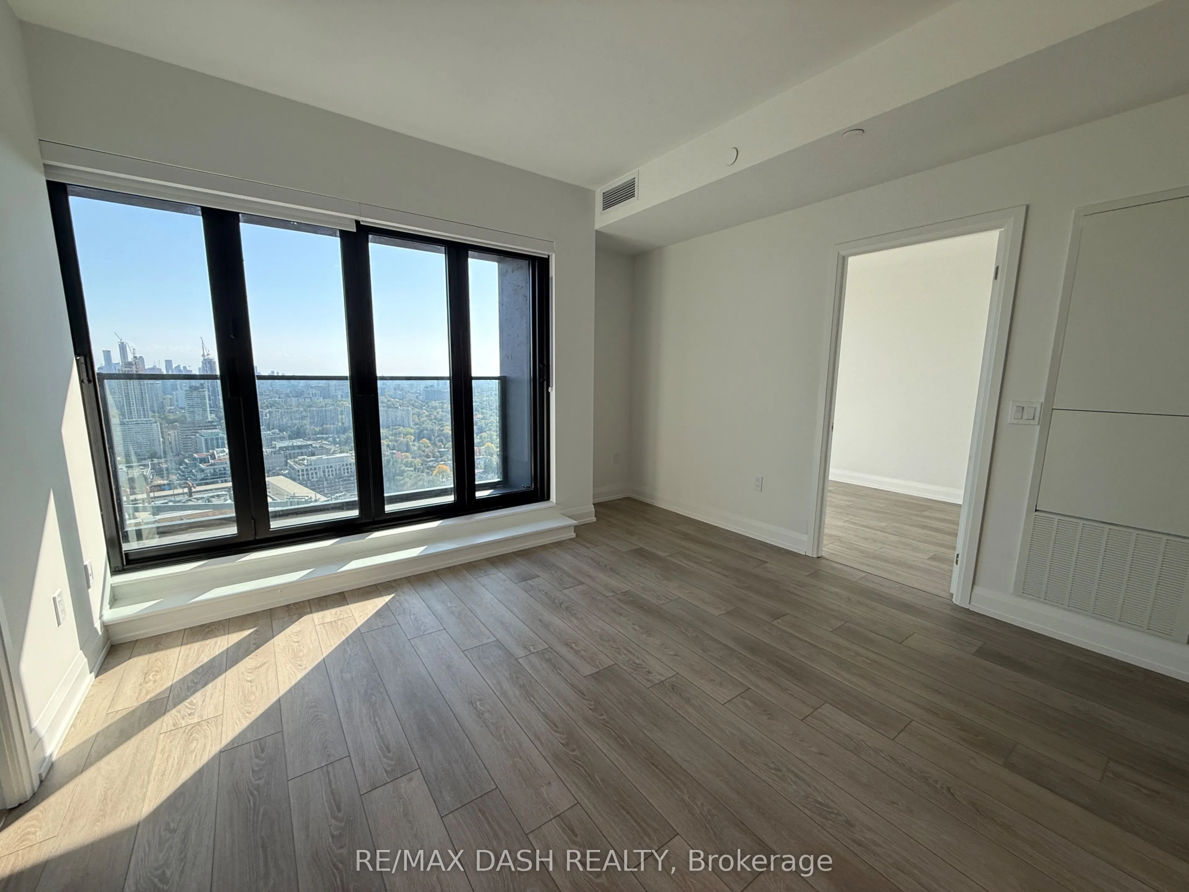 20 Soudan Avenue #3604