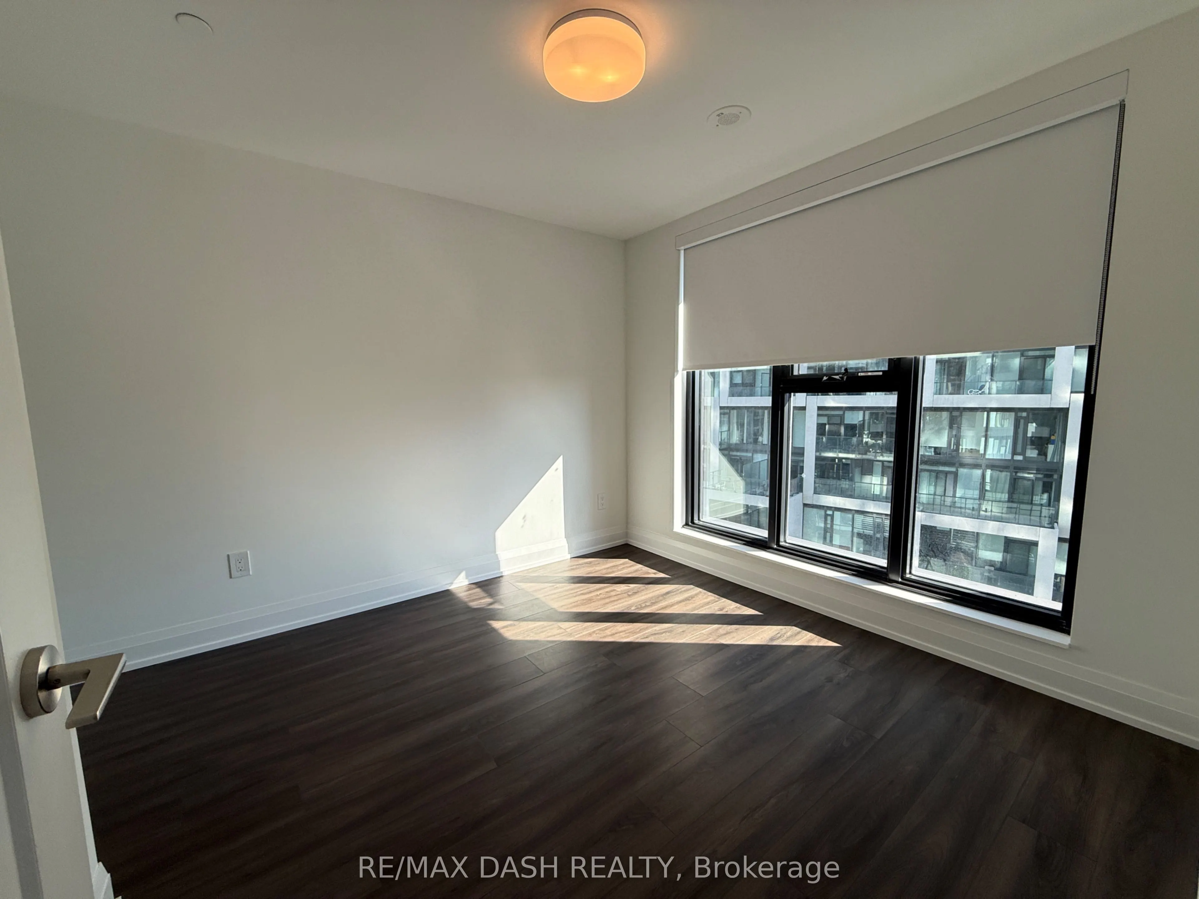 20 Soudan Avenue #1004