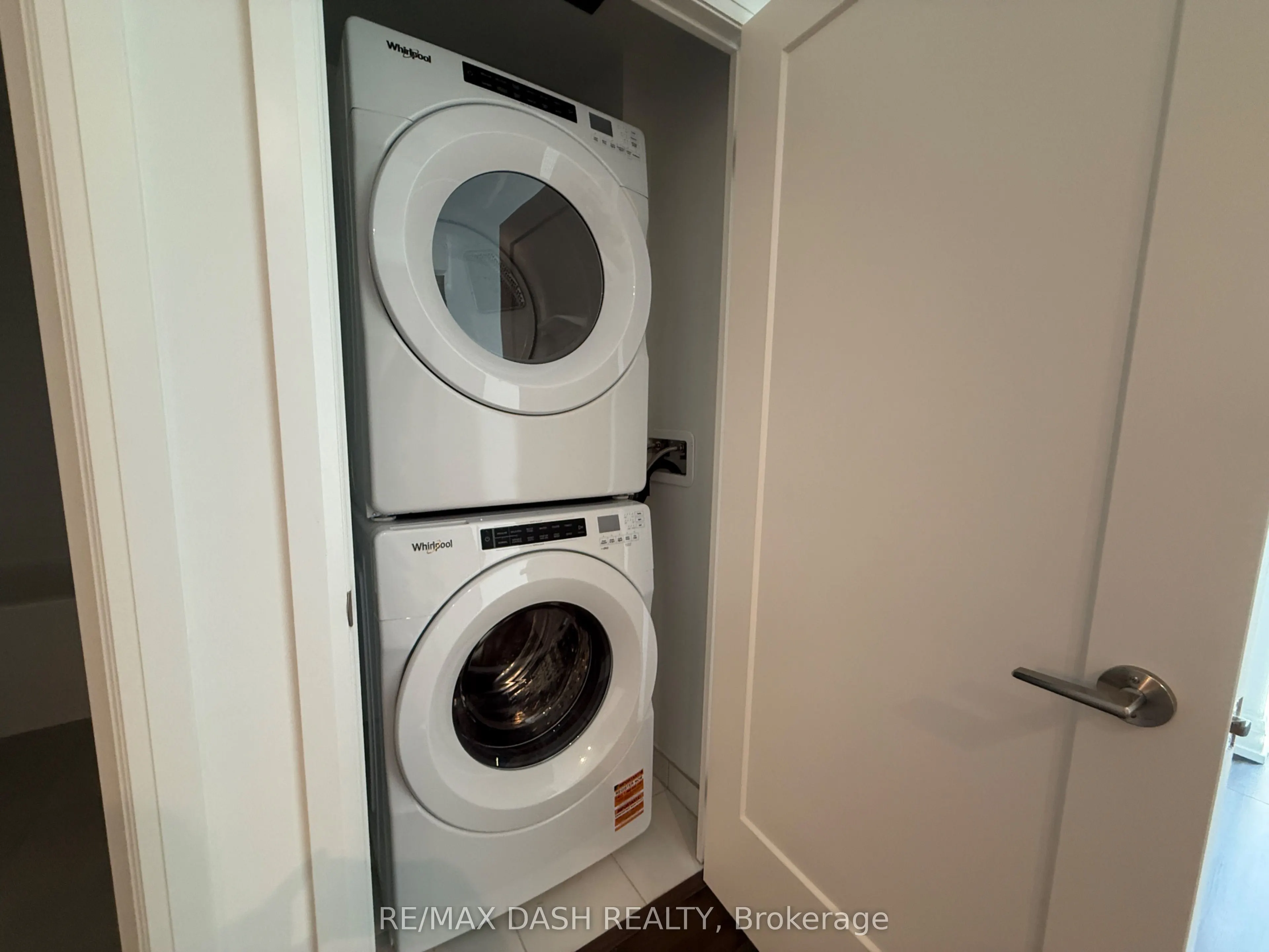20 Soudan Avenue #1004