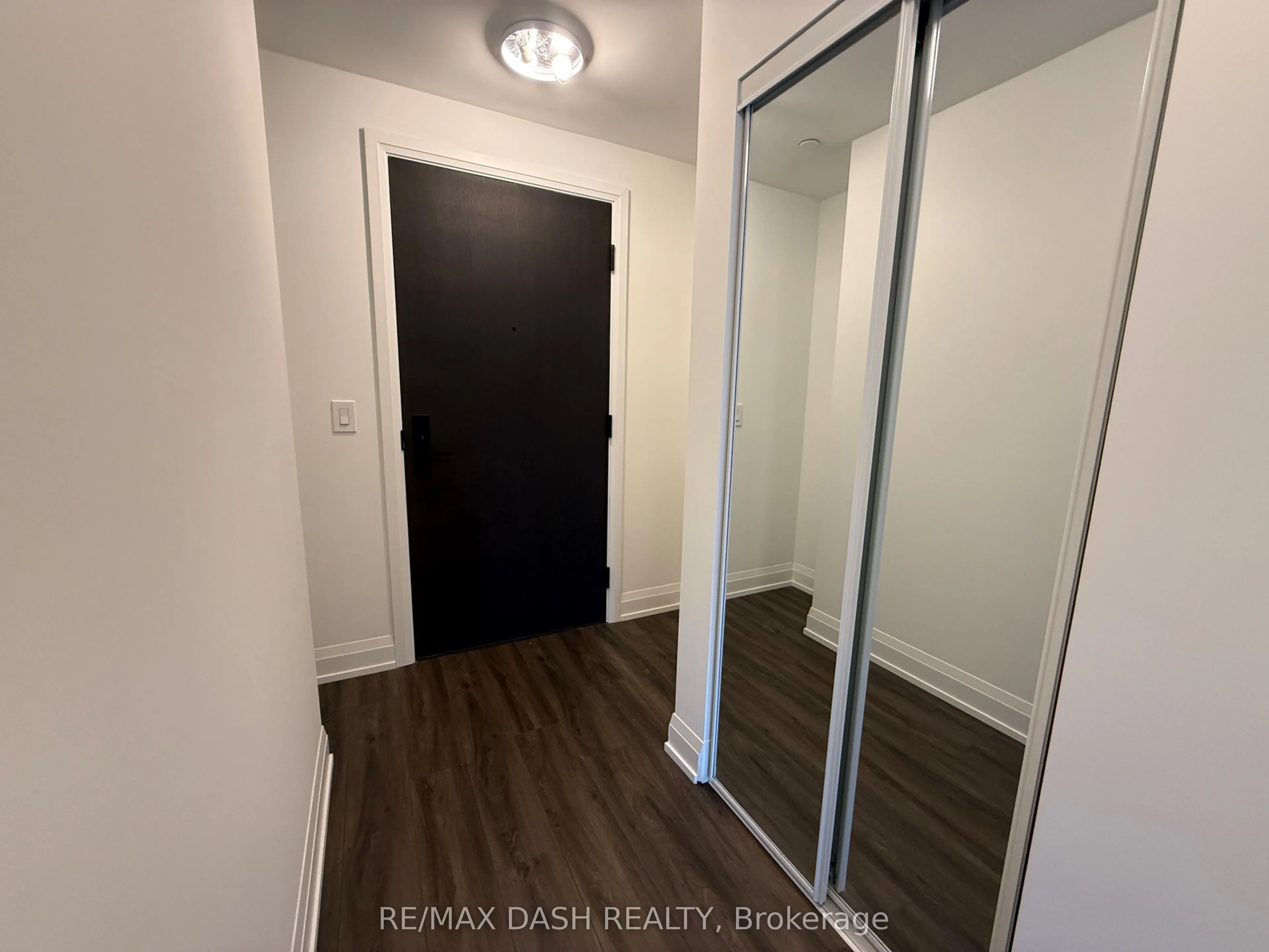 20 Soudan Avenue #1004