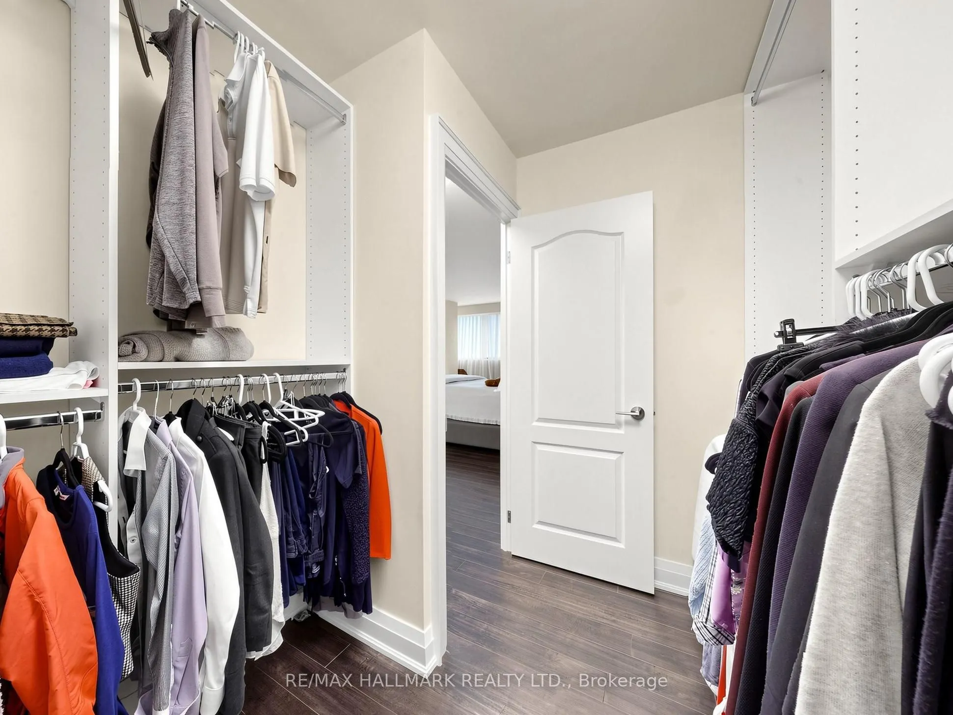 15 Mcmurrich Street #1405