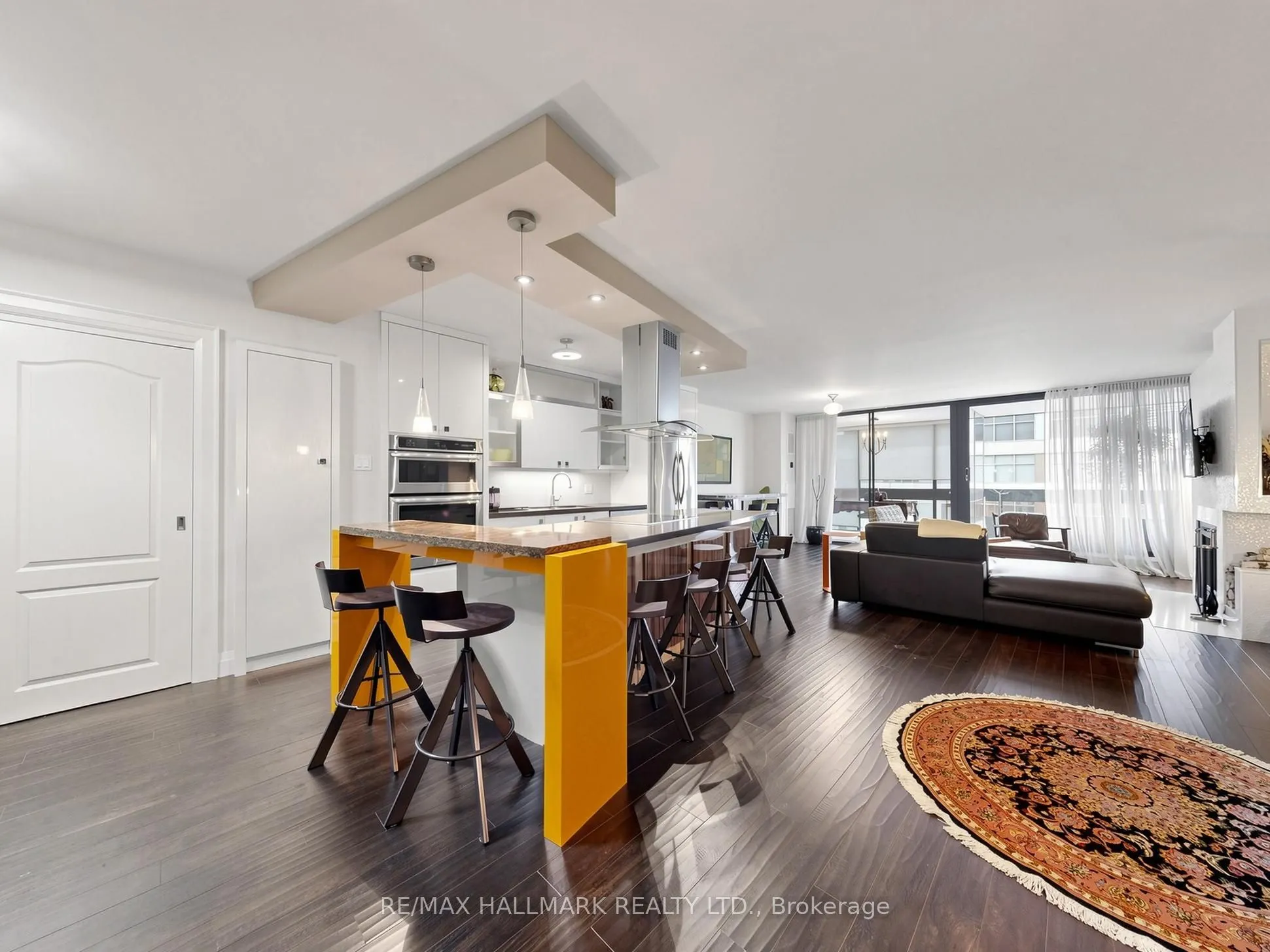 15 Mcmurrich Street #1405