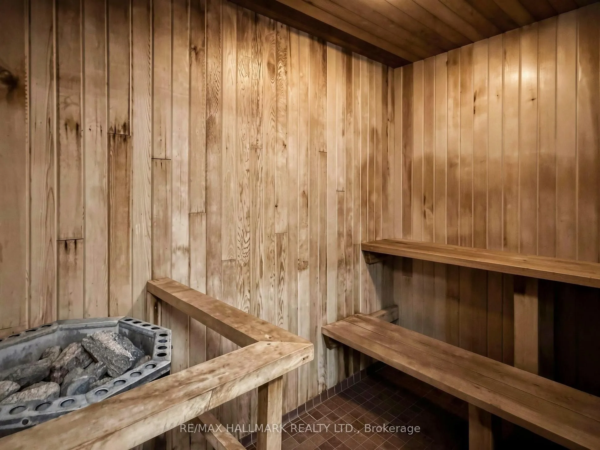 15 Mcmurrich Street #1405