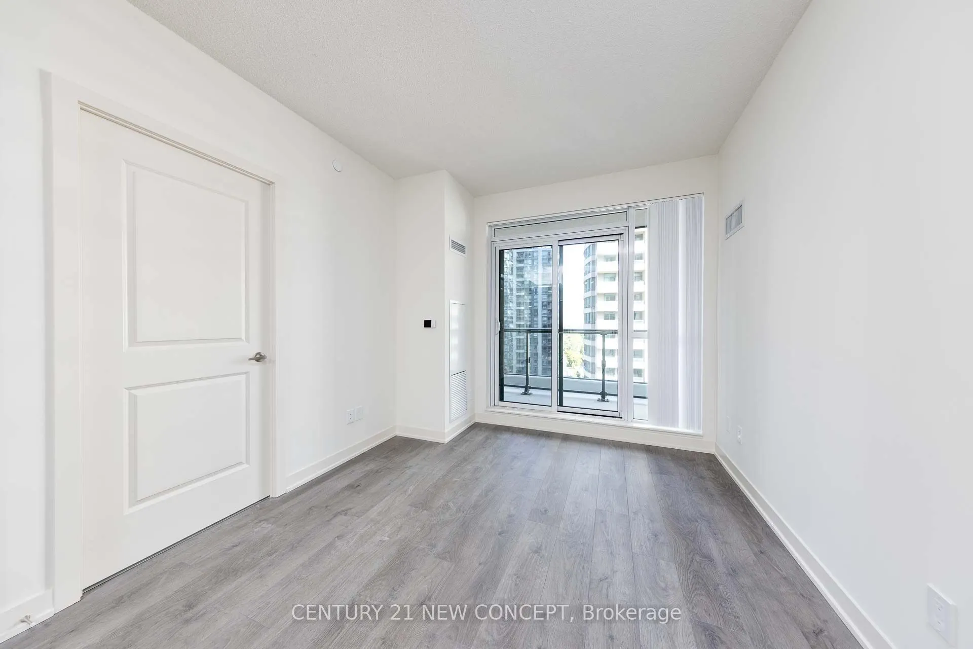 4955 Yonge Street E #705