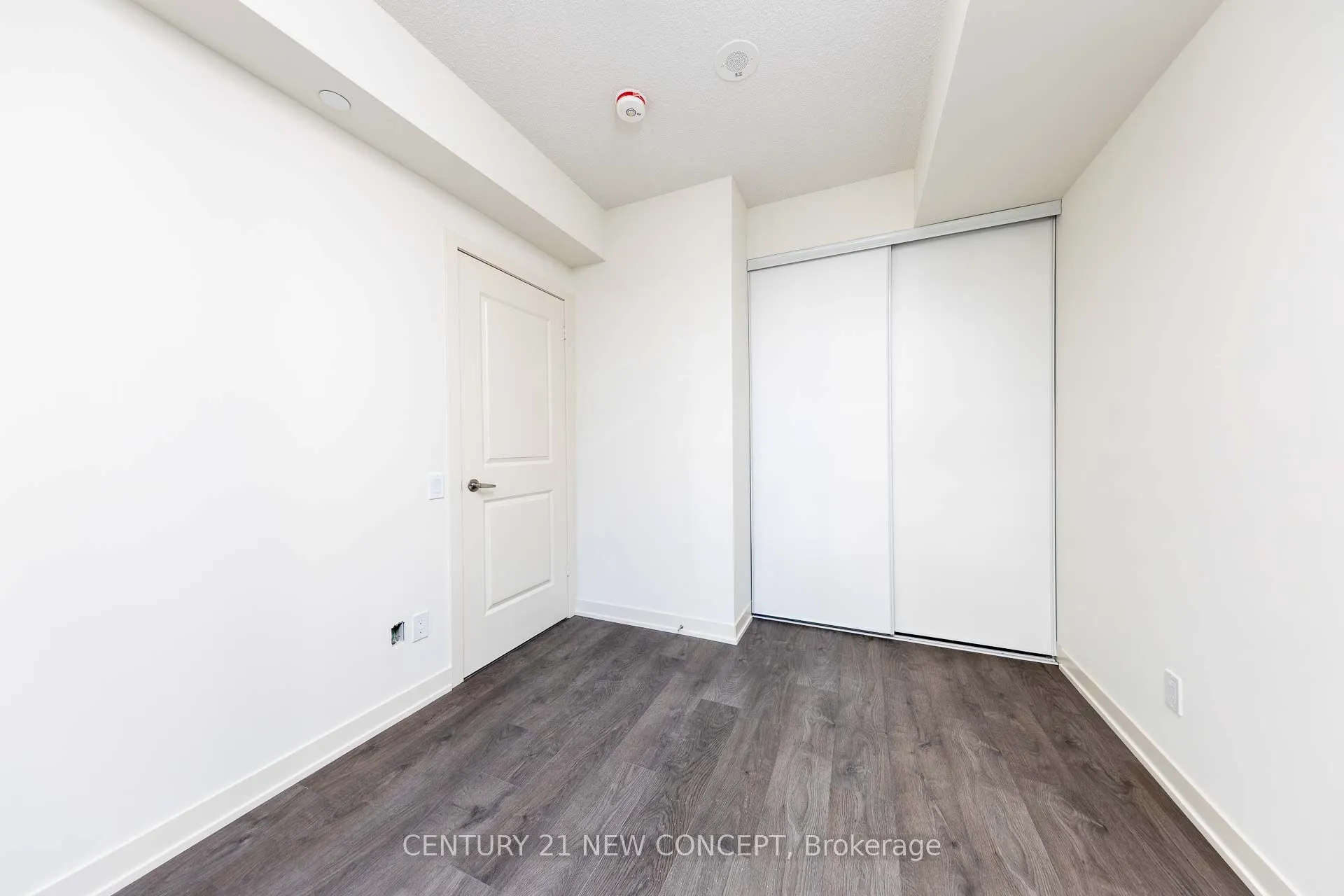 4955 Yonge Street E #705