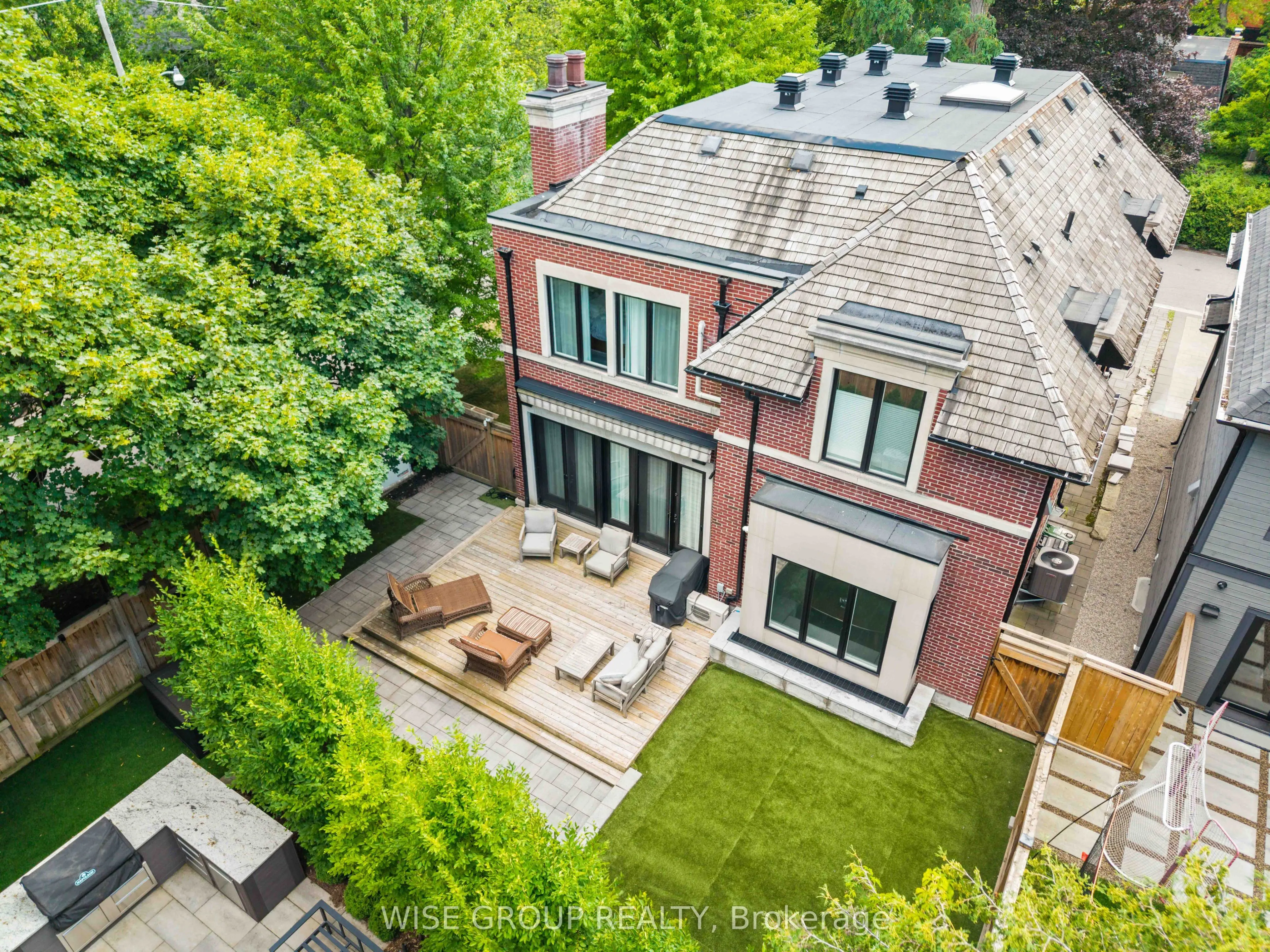 50 Sheldrake Boulevard
