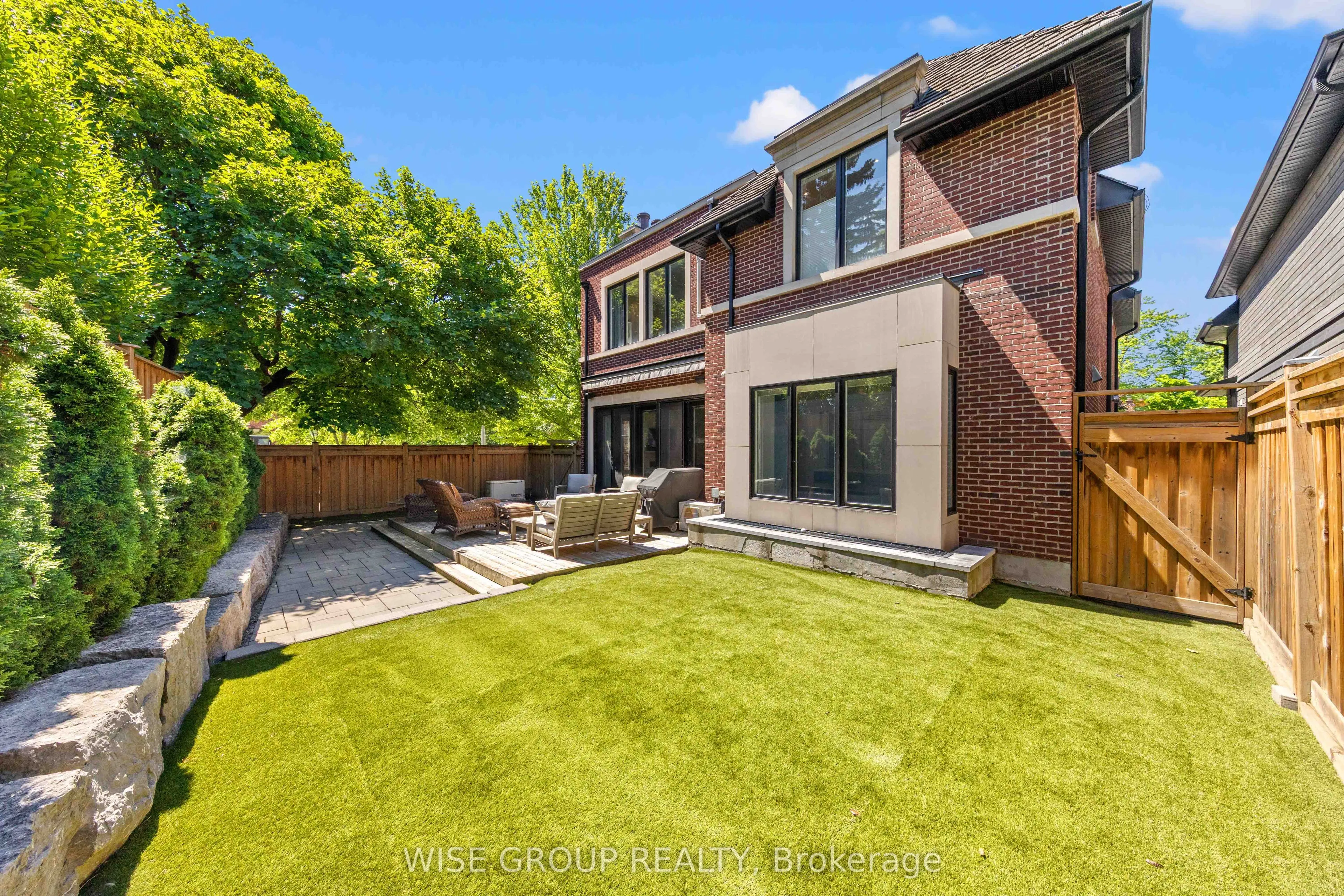 50 Sheldrake Boulevard