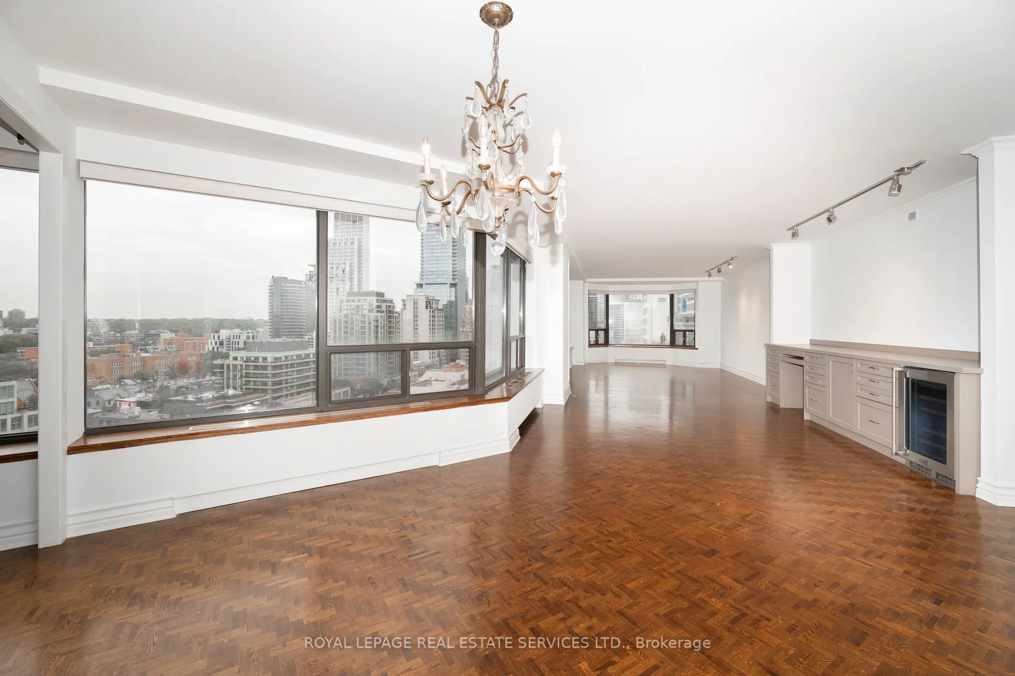 175 Cumberland Street #1111