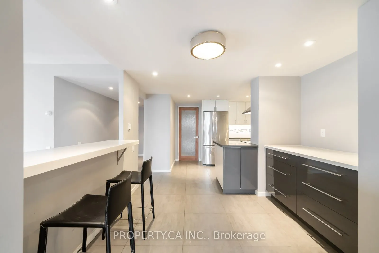 1 Concorde Place #1202